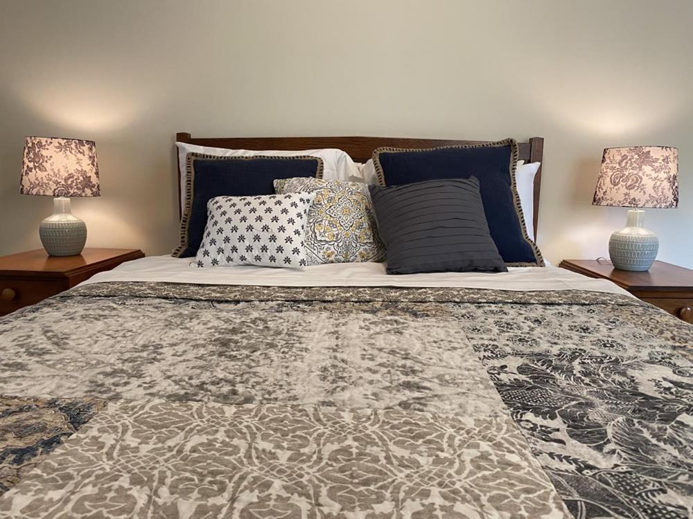 Deluxe Queen Suite photo 1
