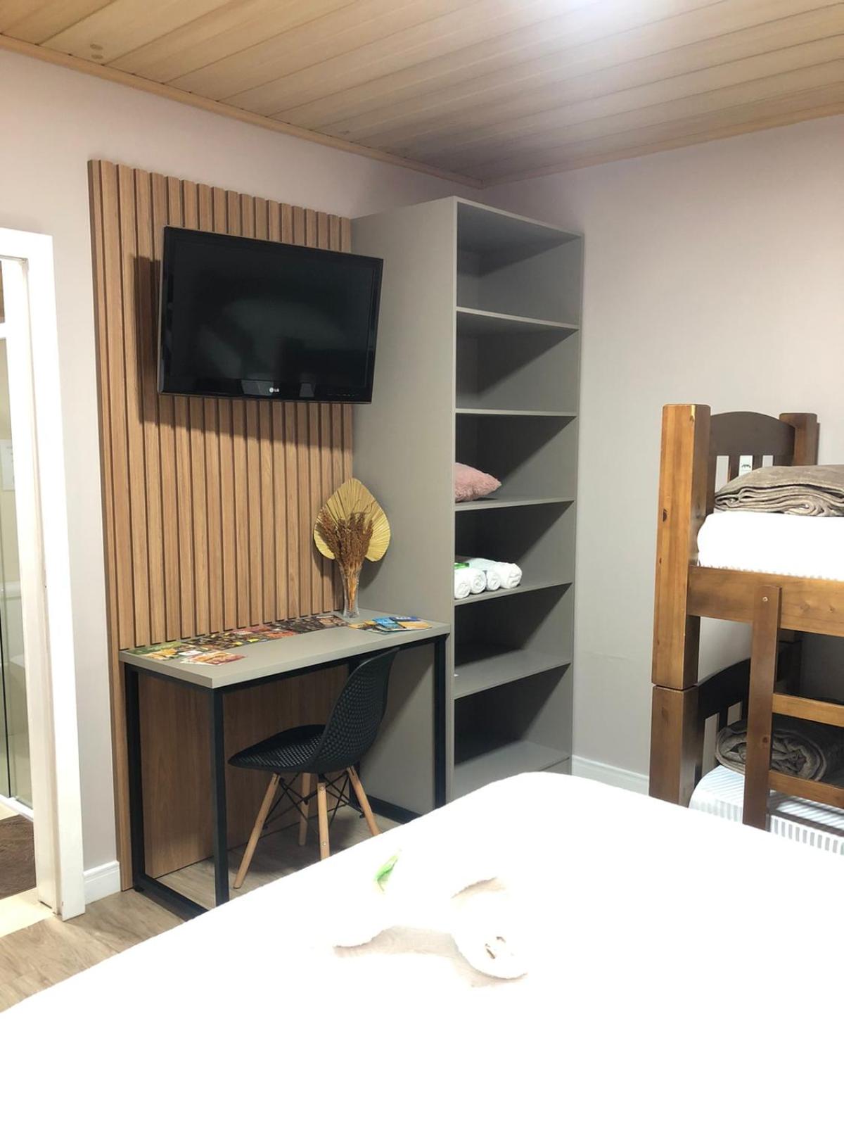 Suite - Photo 6