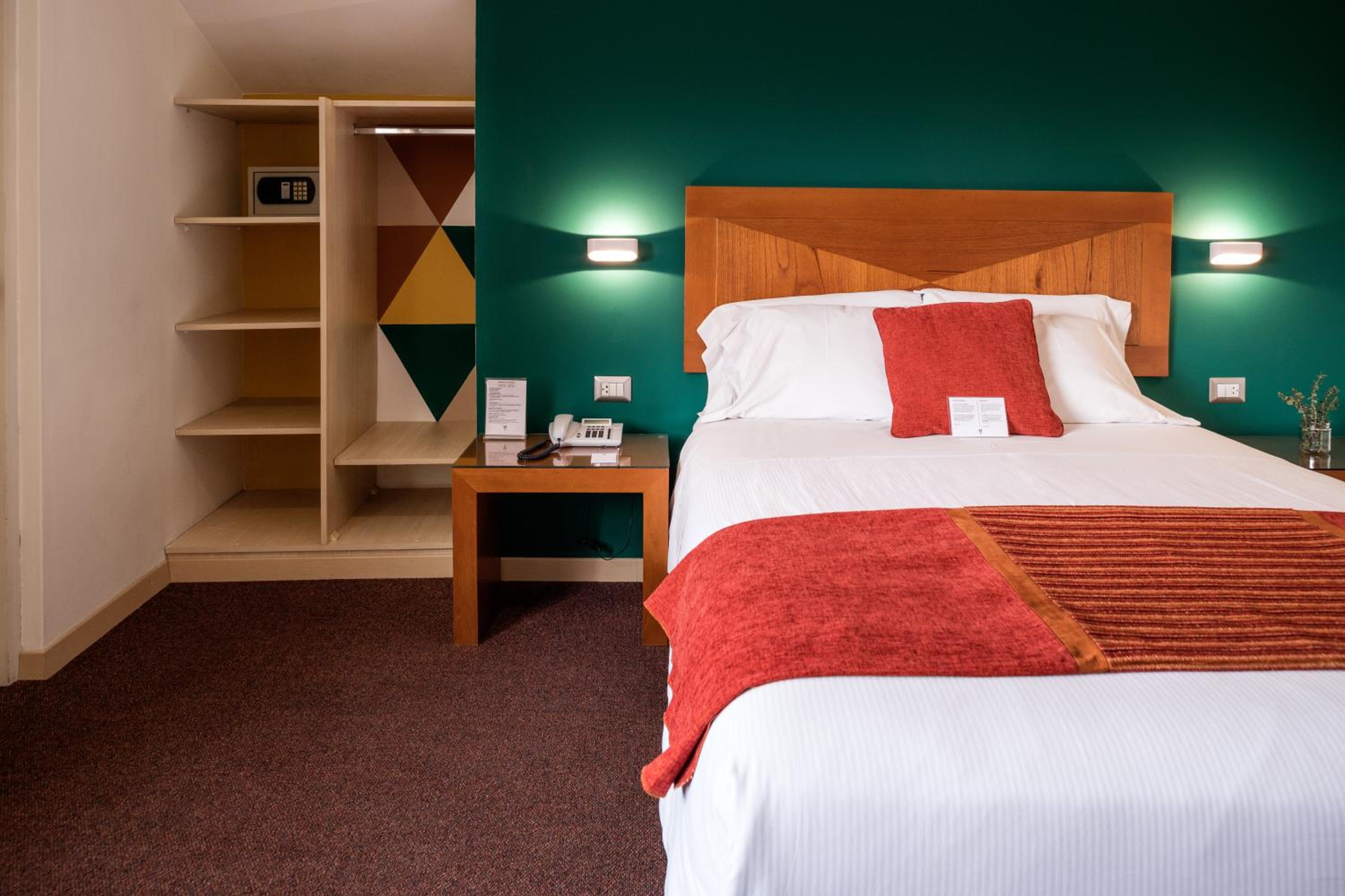 Superior Queen Room - Photo 3