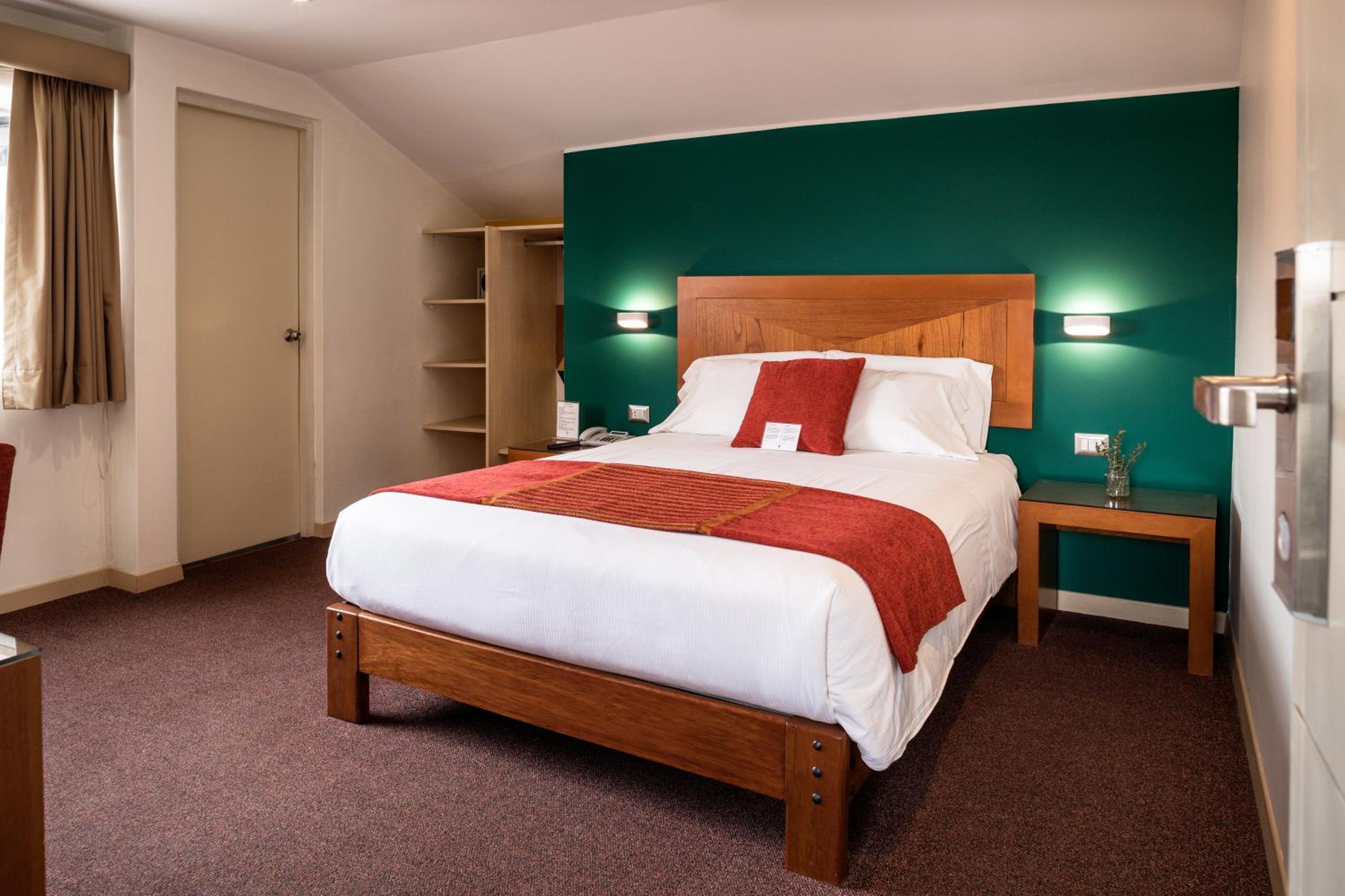 Superior Queen Room - Photo 1