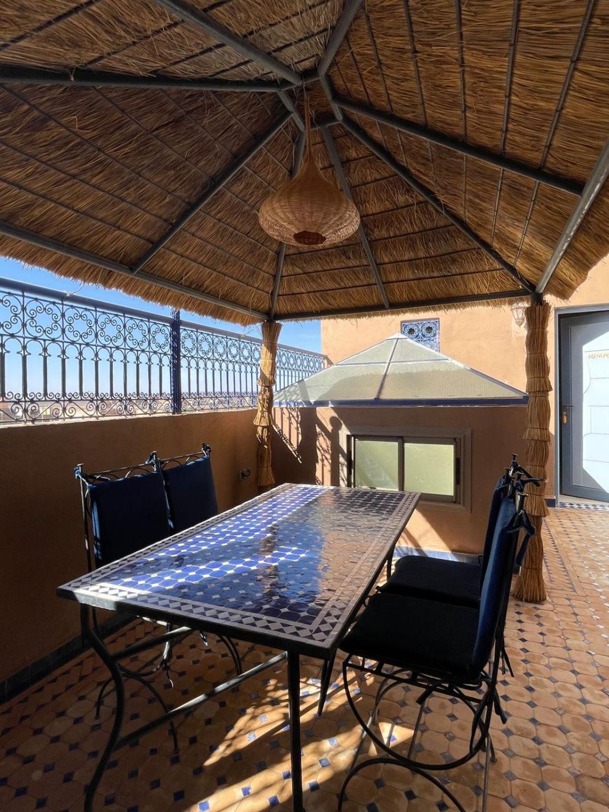 Double Room with Terrace - Photo 4