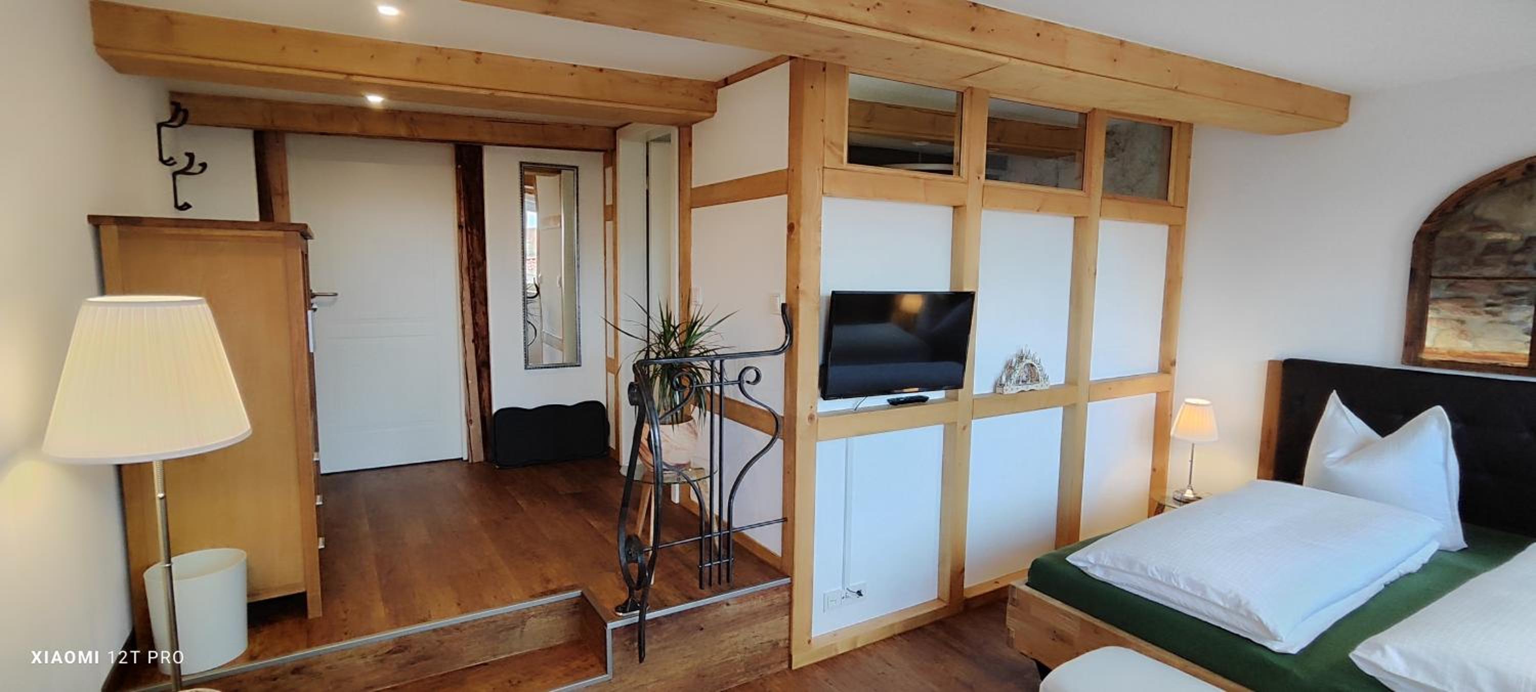 Small Double Room photo 2