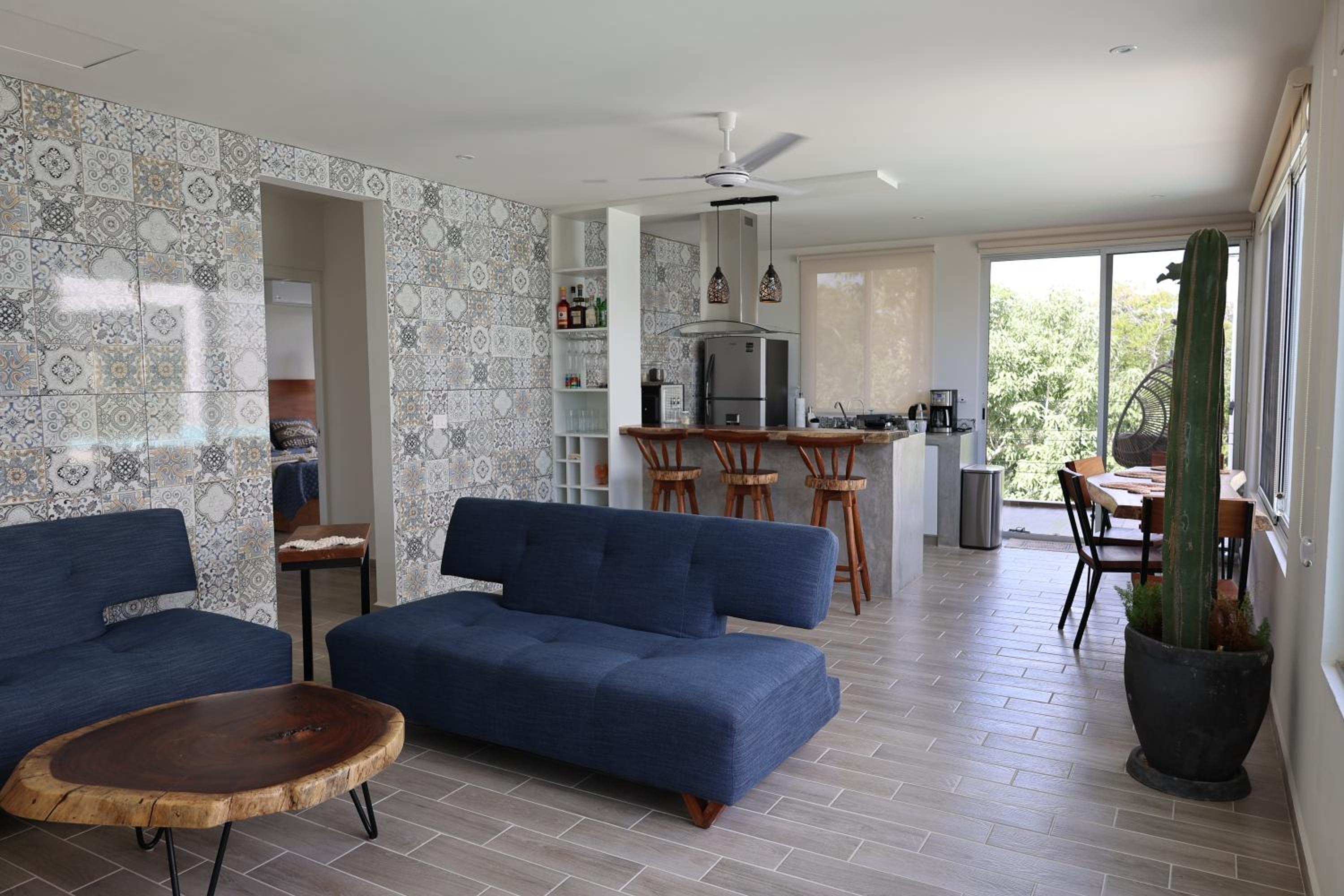 Deluxe Apartment