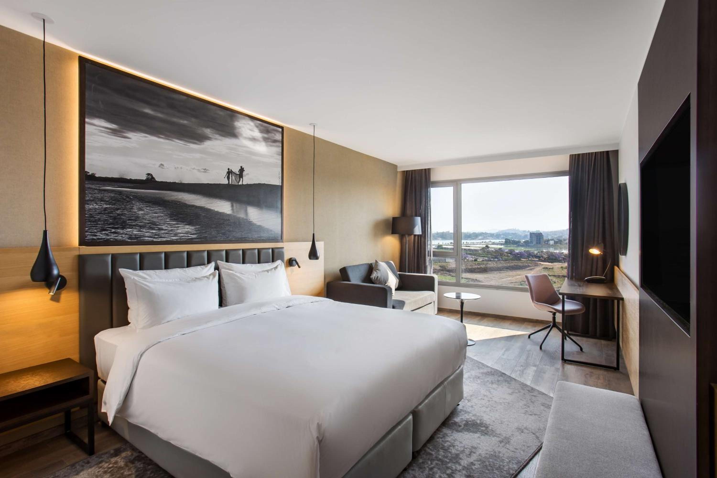 Superior Room with Waterfront View