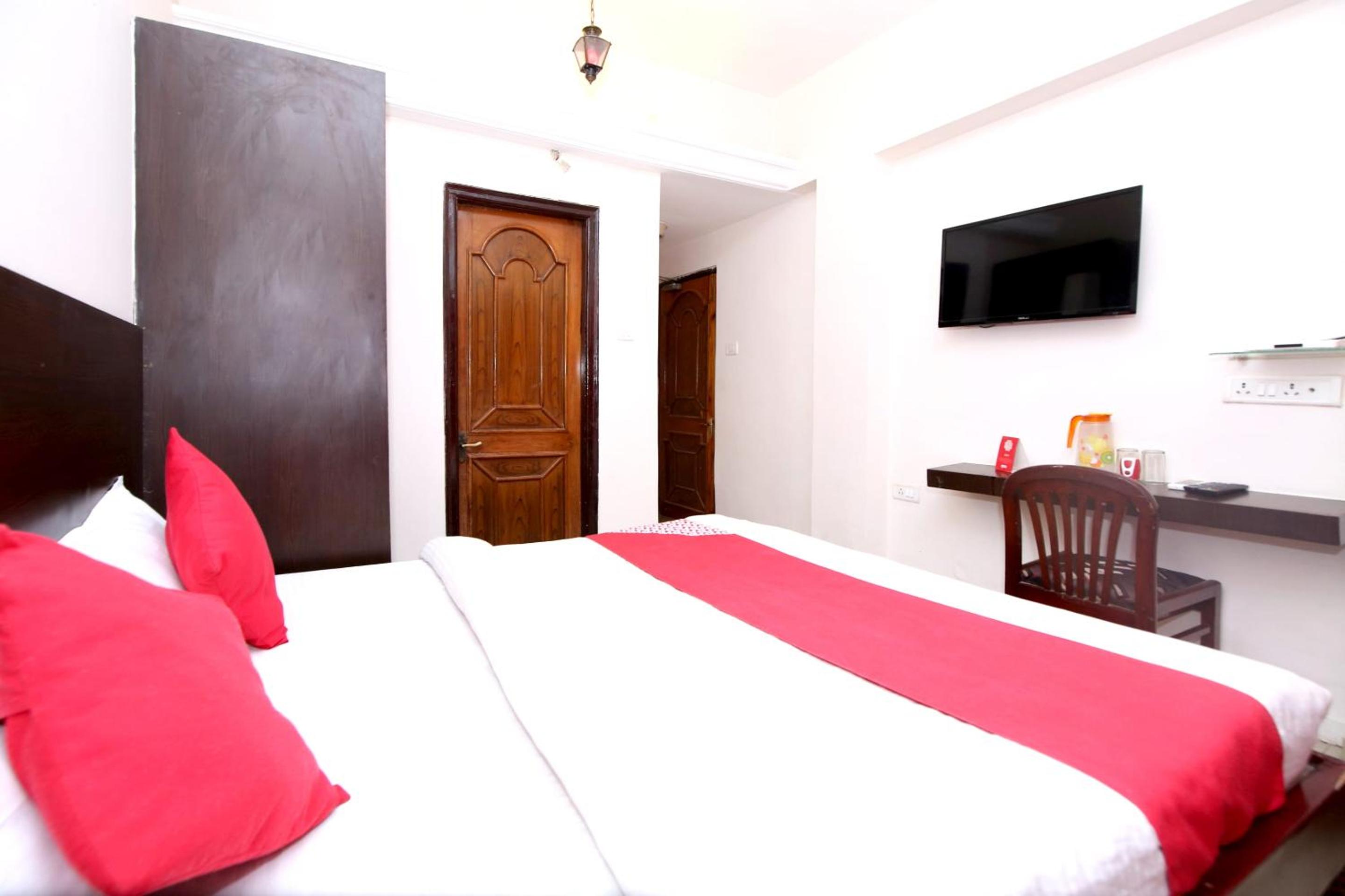 Small Double Room photo 2