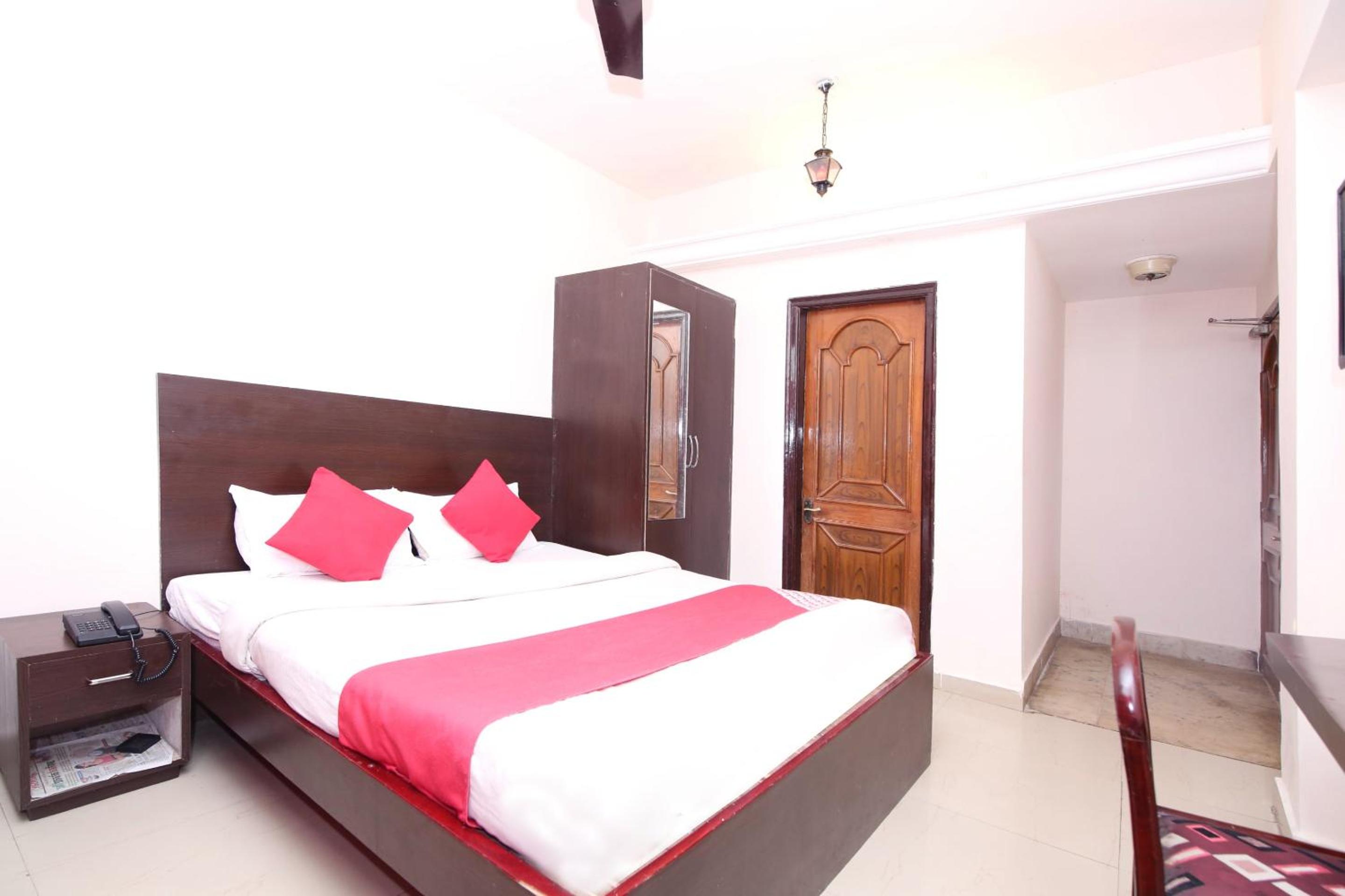 Standard Double Room photo 3