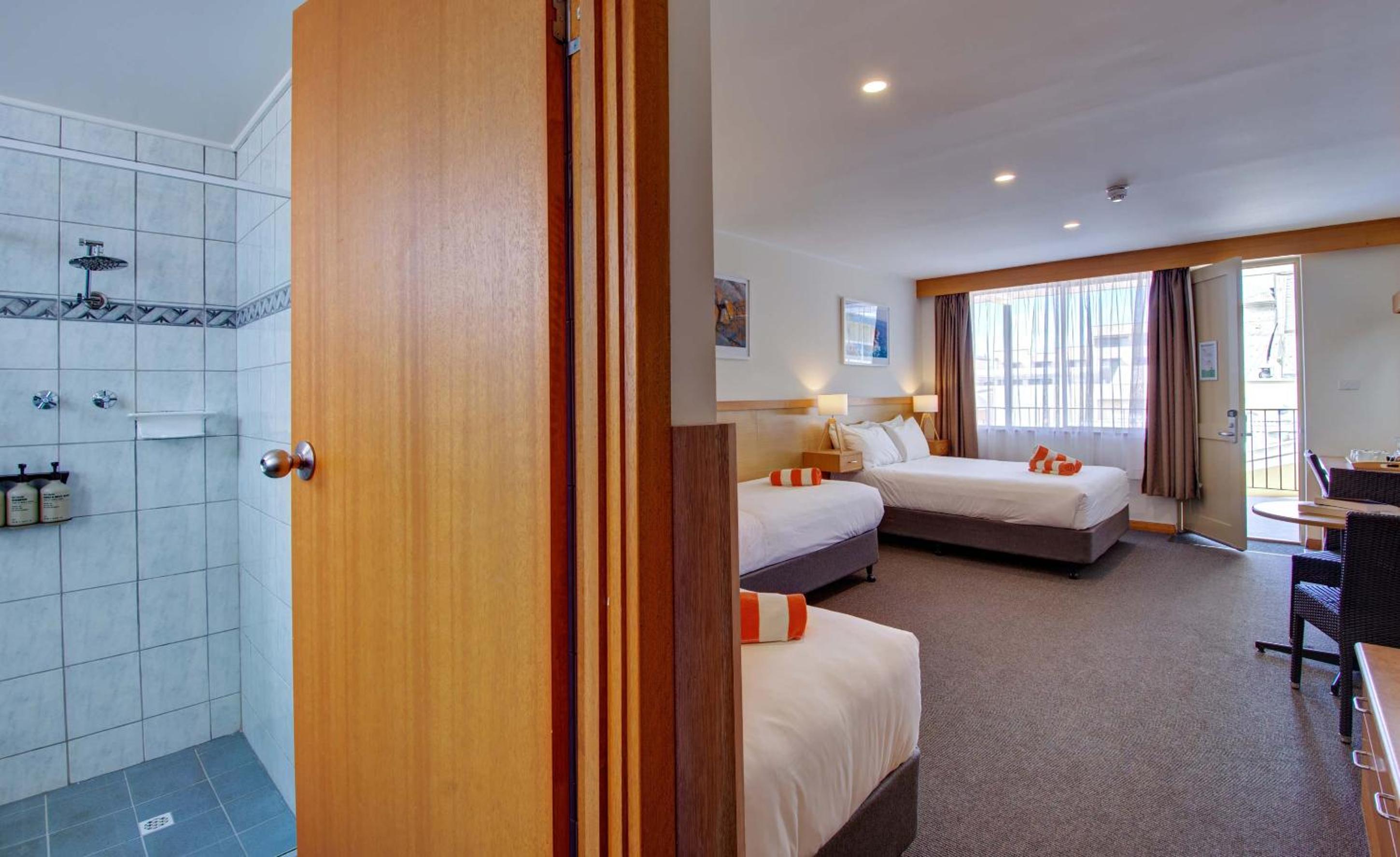 Family Room with Pool View - Photo 2