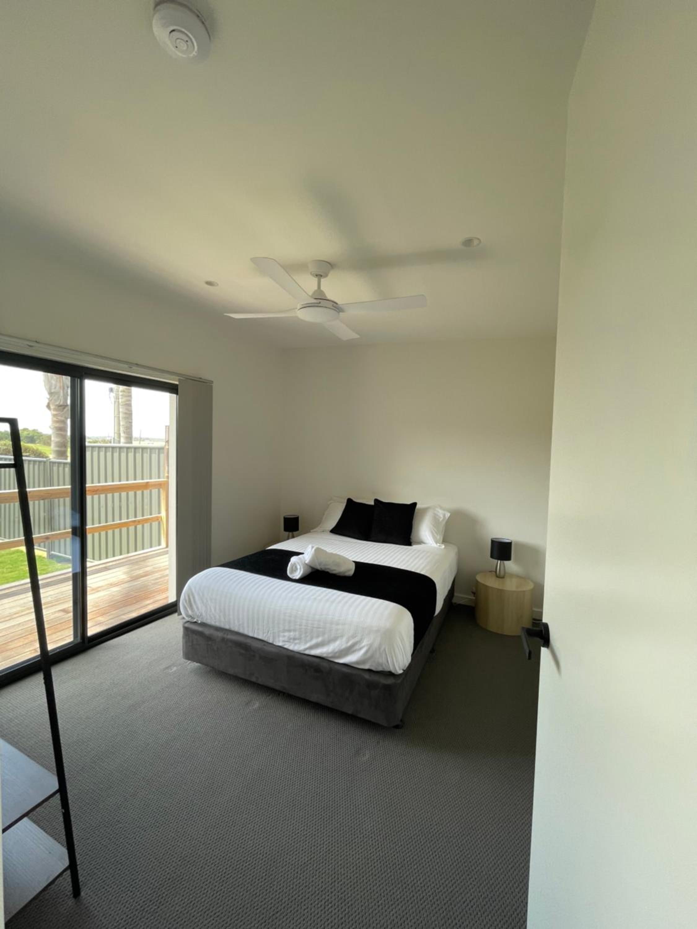 Deluxe Family Room - Photo 5