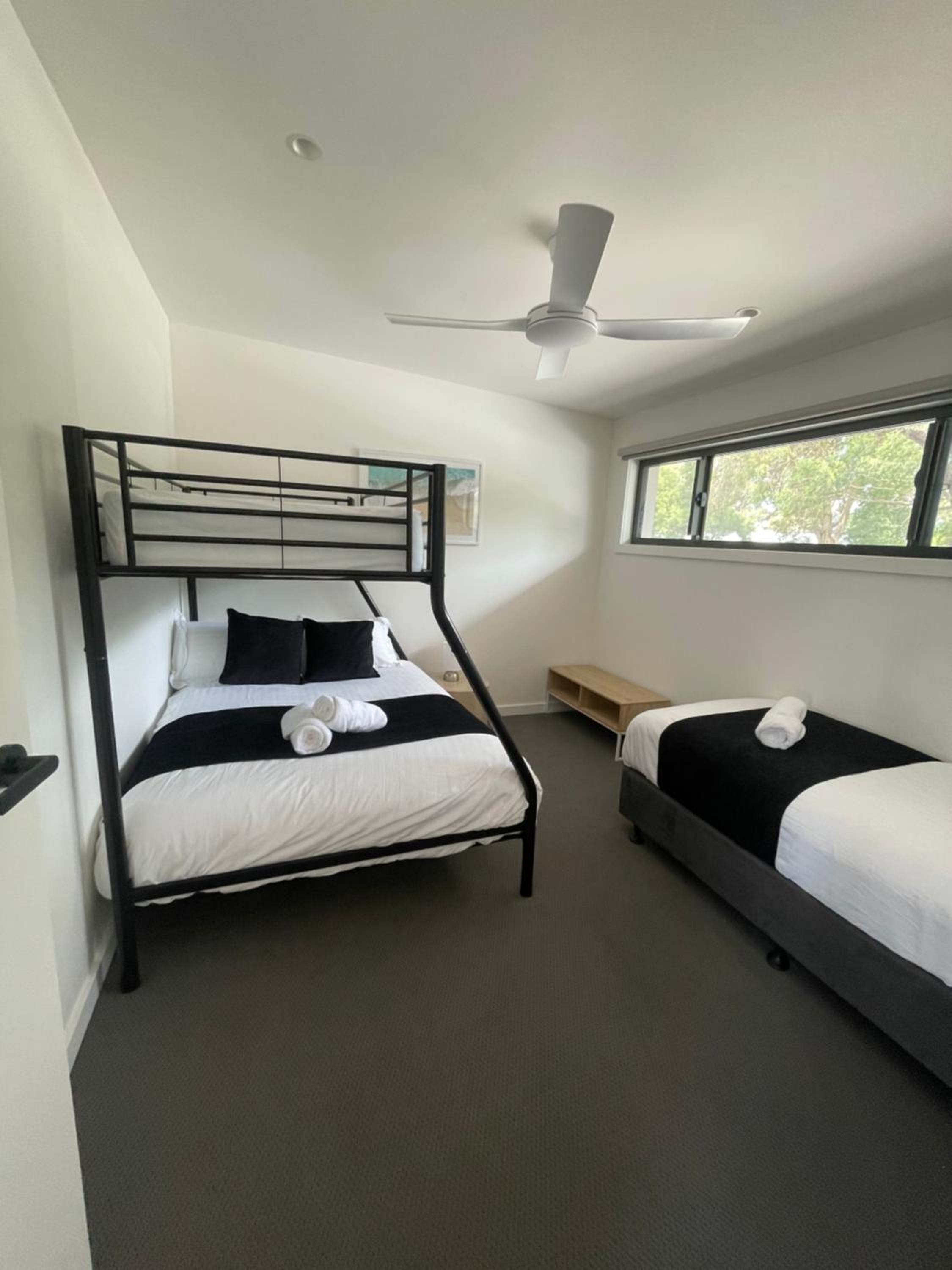 Deluxe Family Room - Photo 4