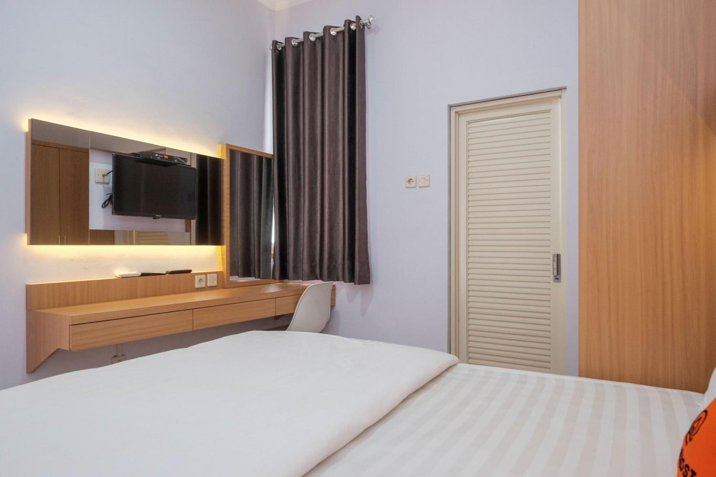 Standard Double Room - Photo 3