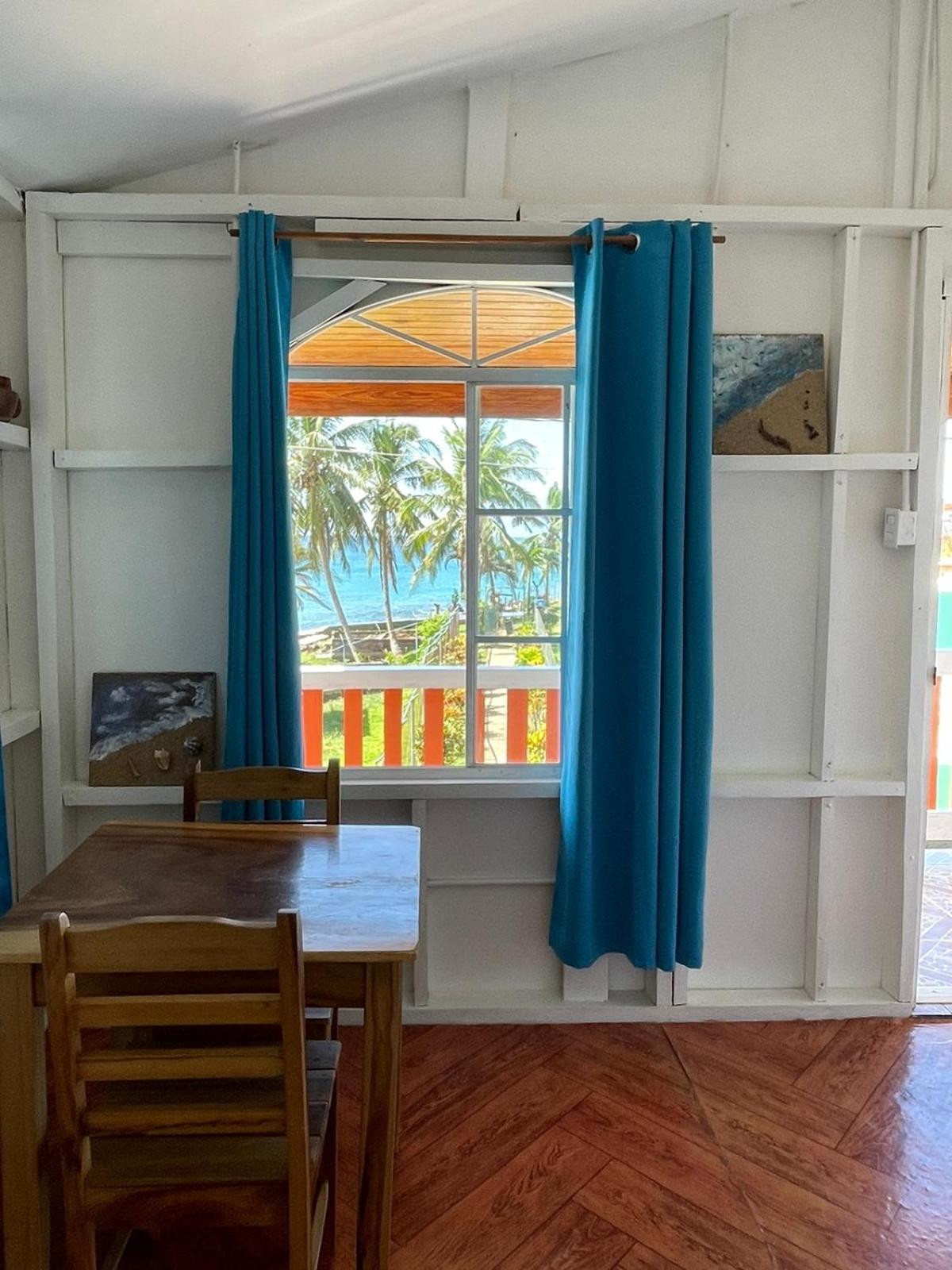 Deluxe Double Room with Balcony photo 3