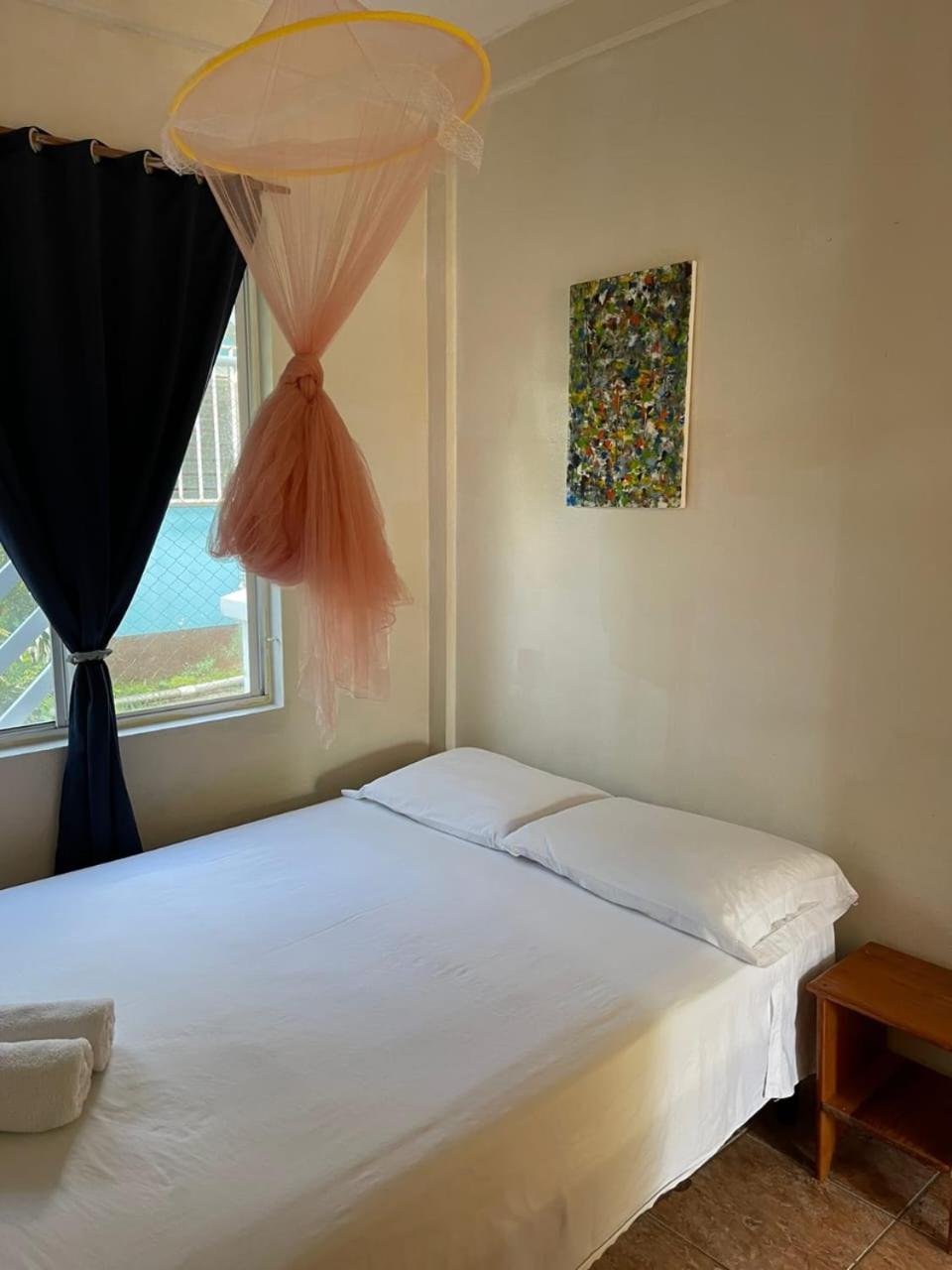 Double Room with Shared Bathroom photo 3