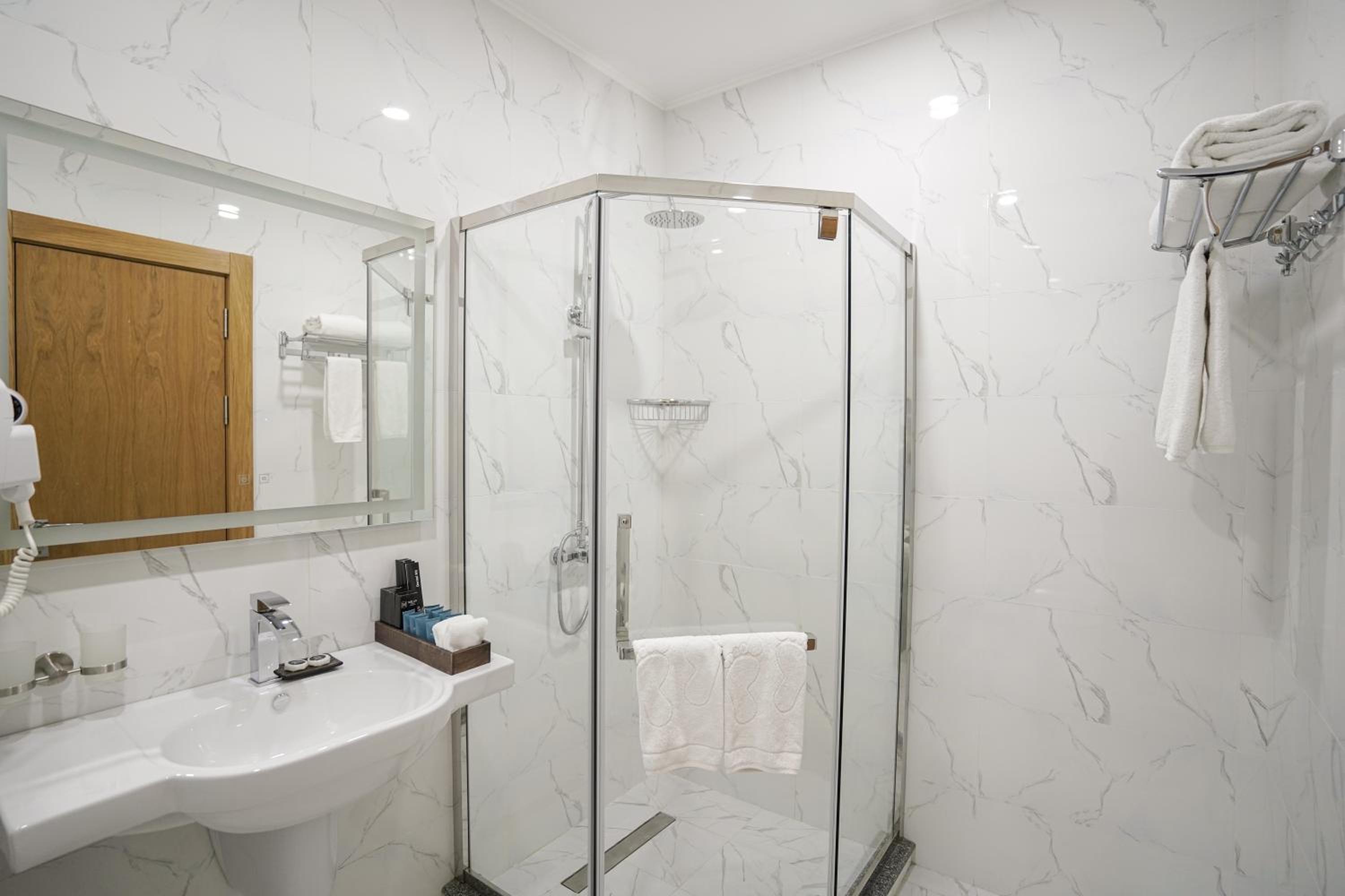 Family Suite - Photo 2