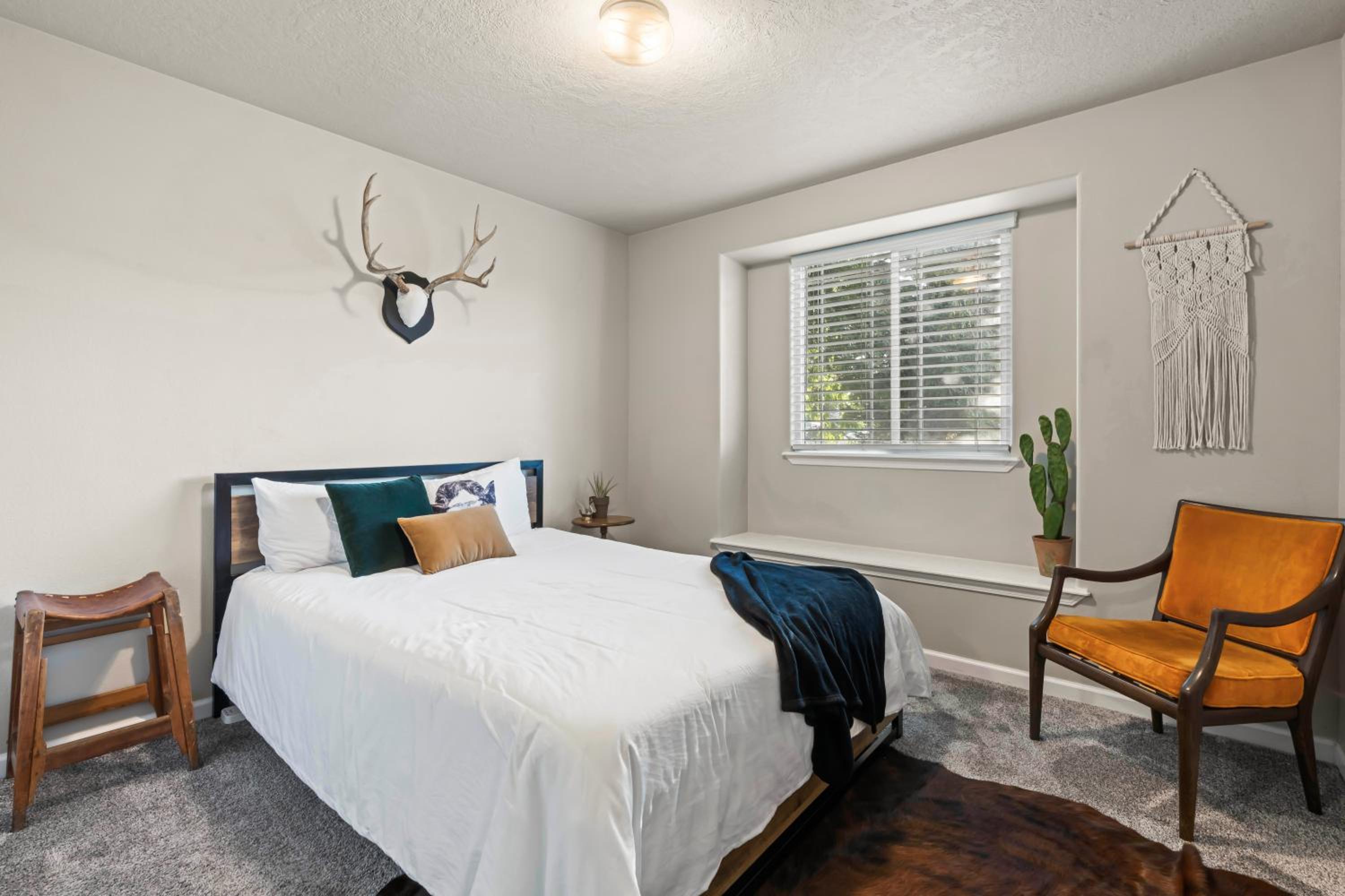 Four-Bedroom House photo 3