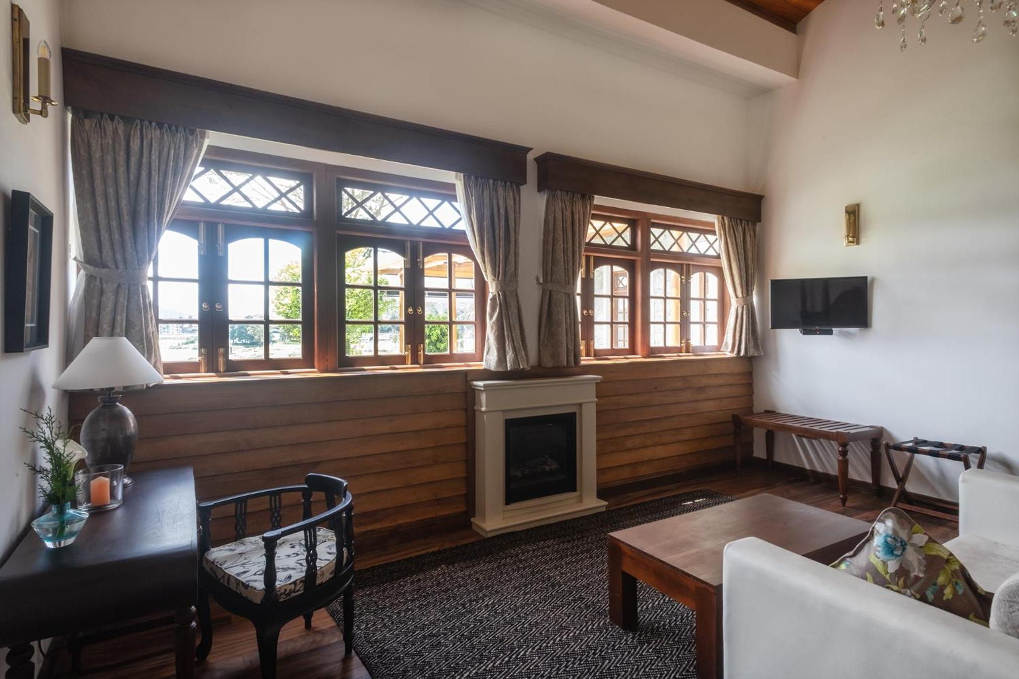 Suite with Lake View - Photo 4