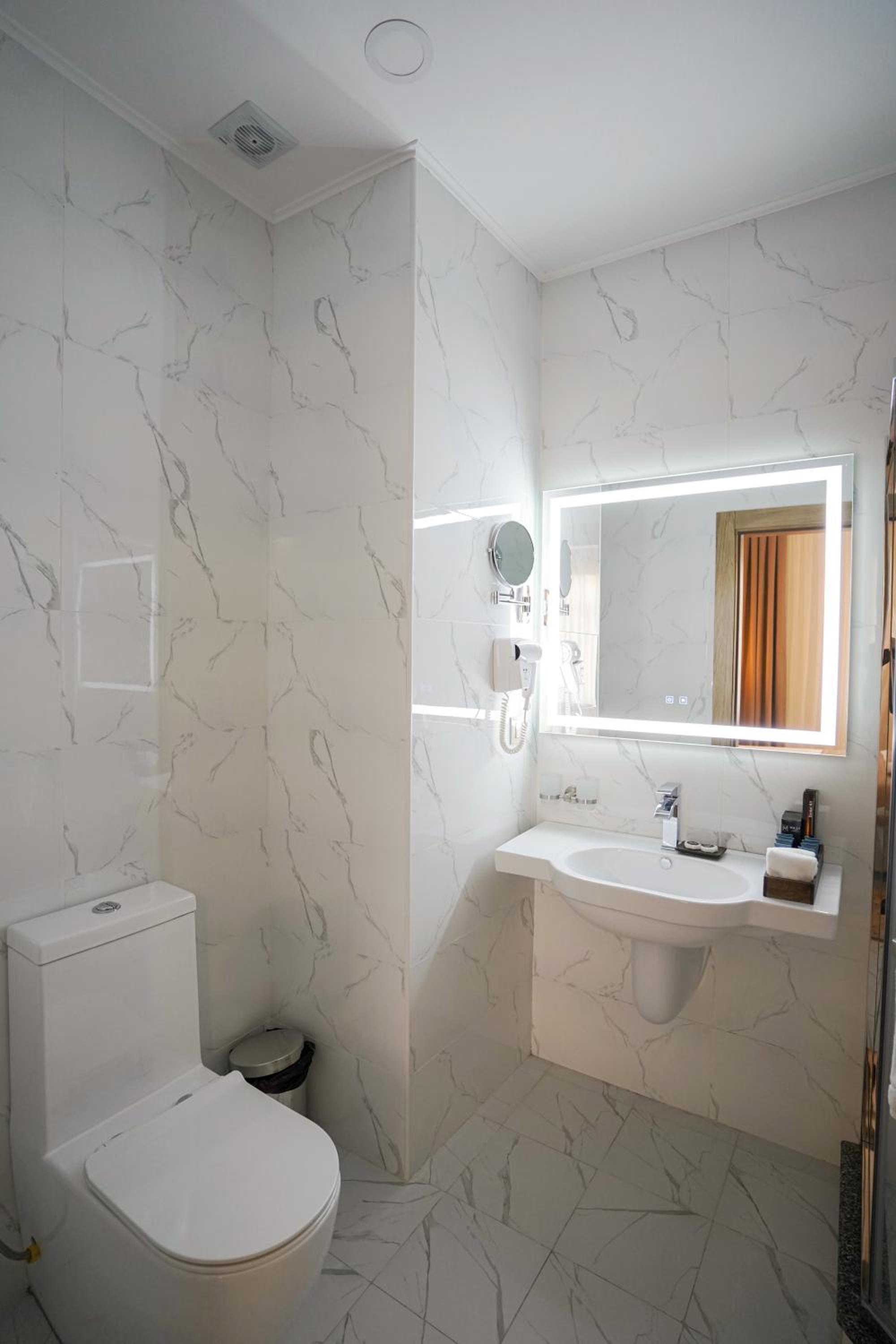 Family Suite - Photo 8
