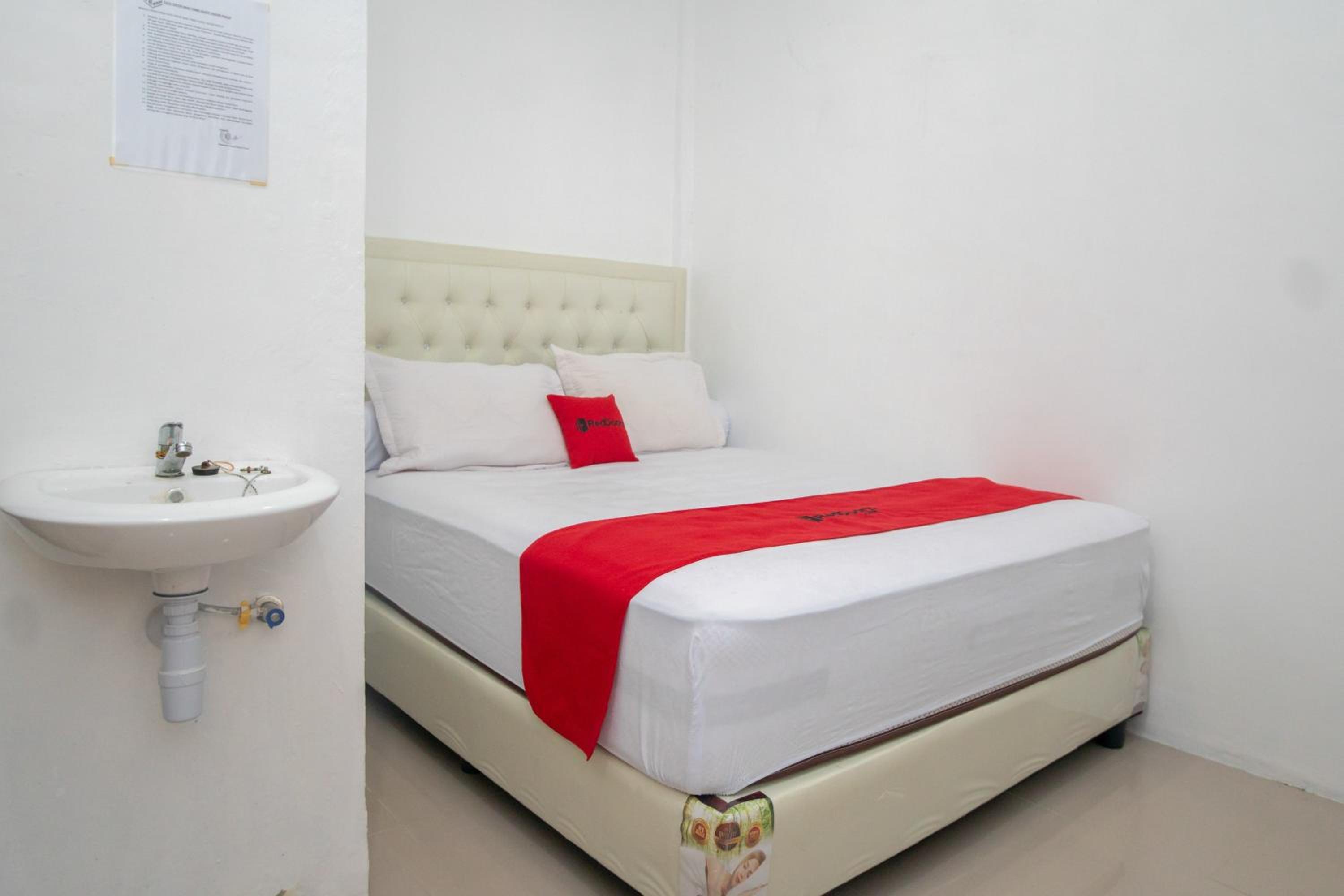 Standard Double Room - Photo 1