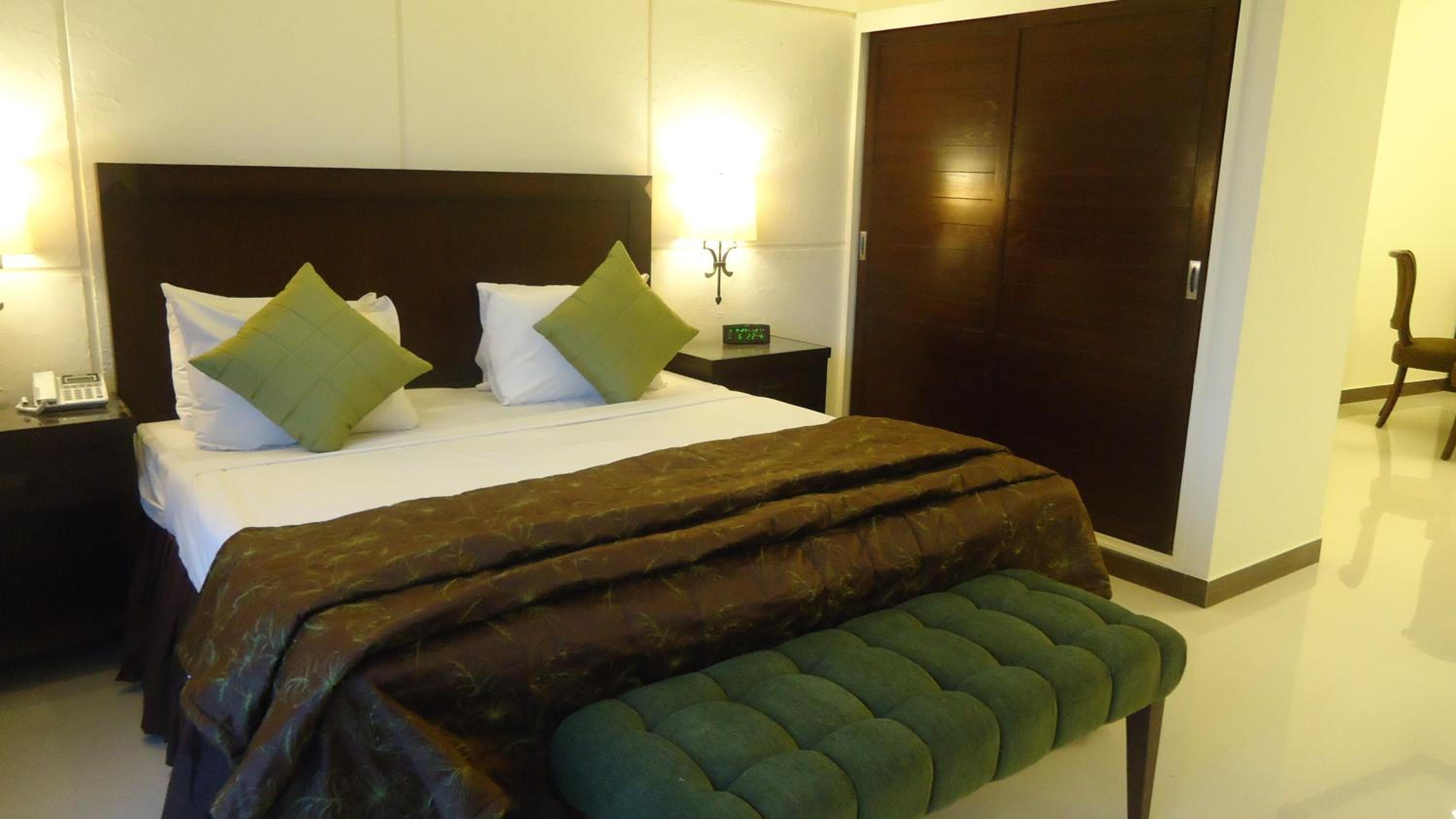 Royal Suite - Photo 5