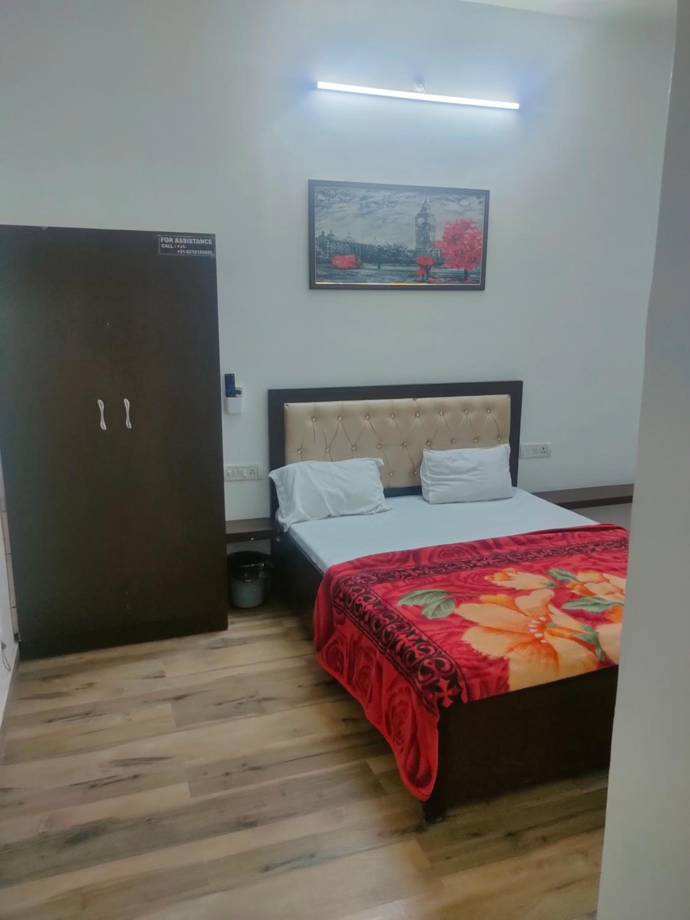 Deluxe Family Room