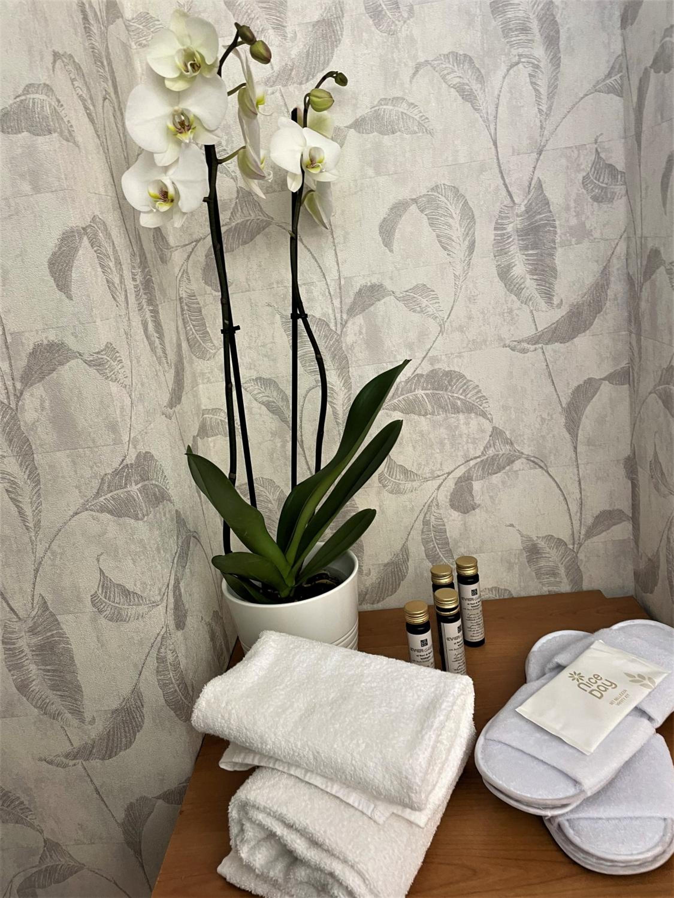 Double Room - Photo 12