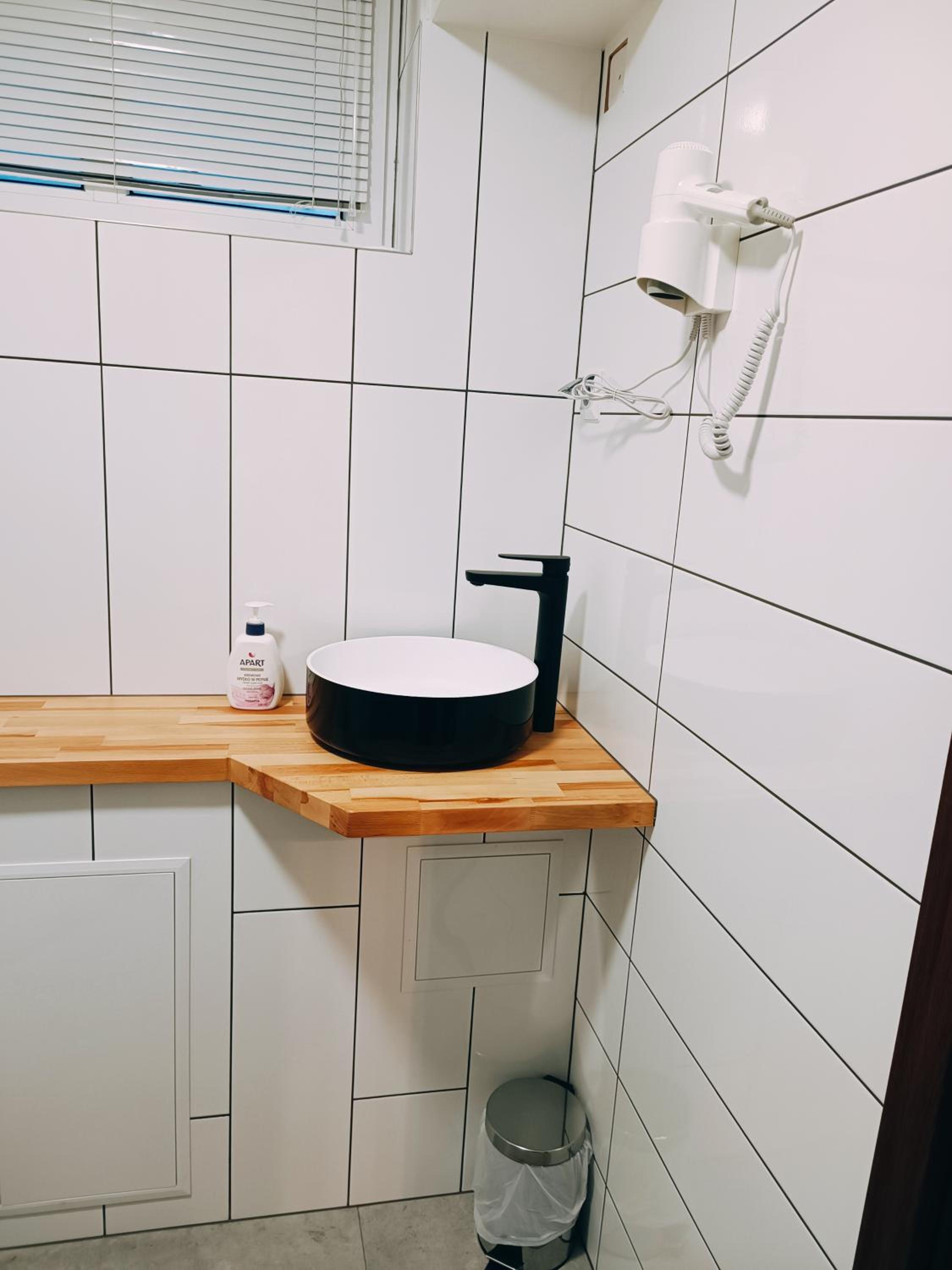 Double Room with Private Bathroom photo 3