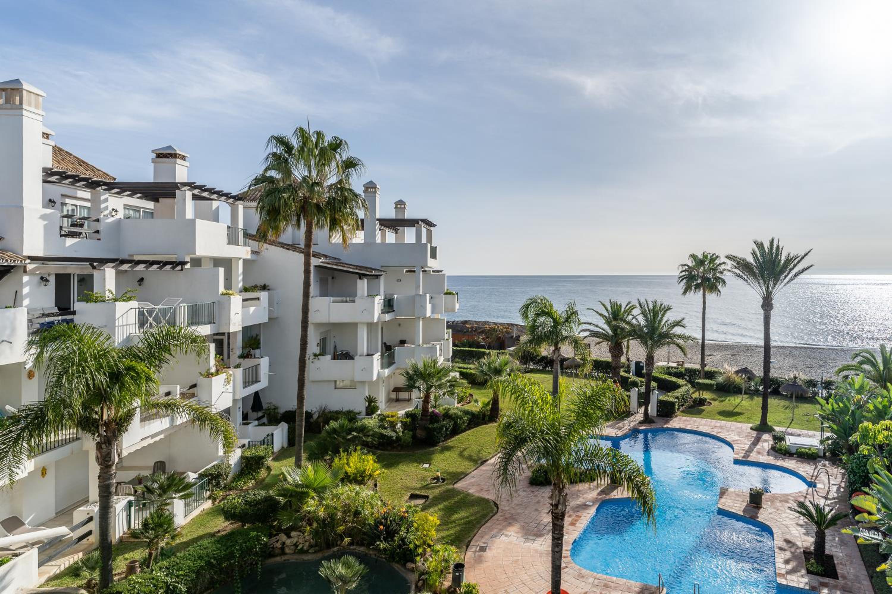 Two-Bedroom Deluxe Apartment with Ocean View photo 2