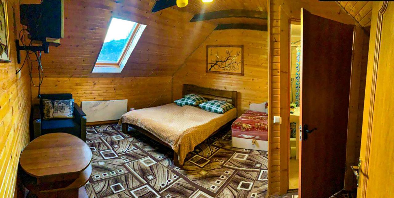 Deluxe Room (2 Adults + 1 Child) photo 2