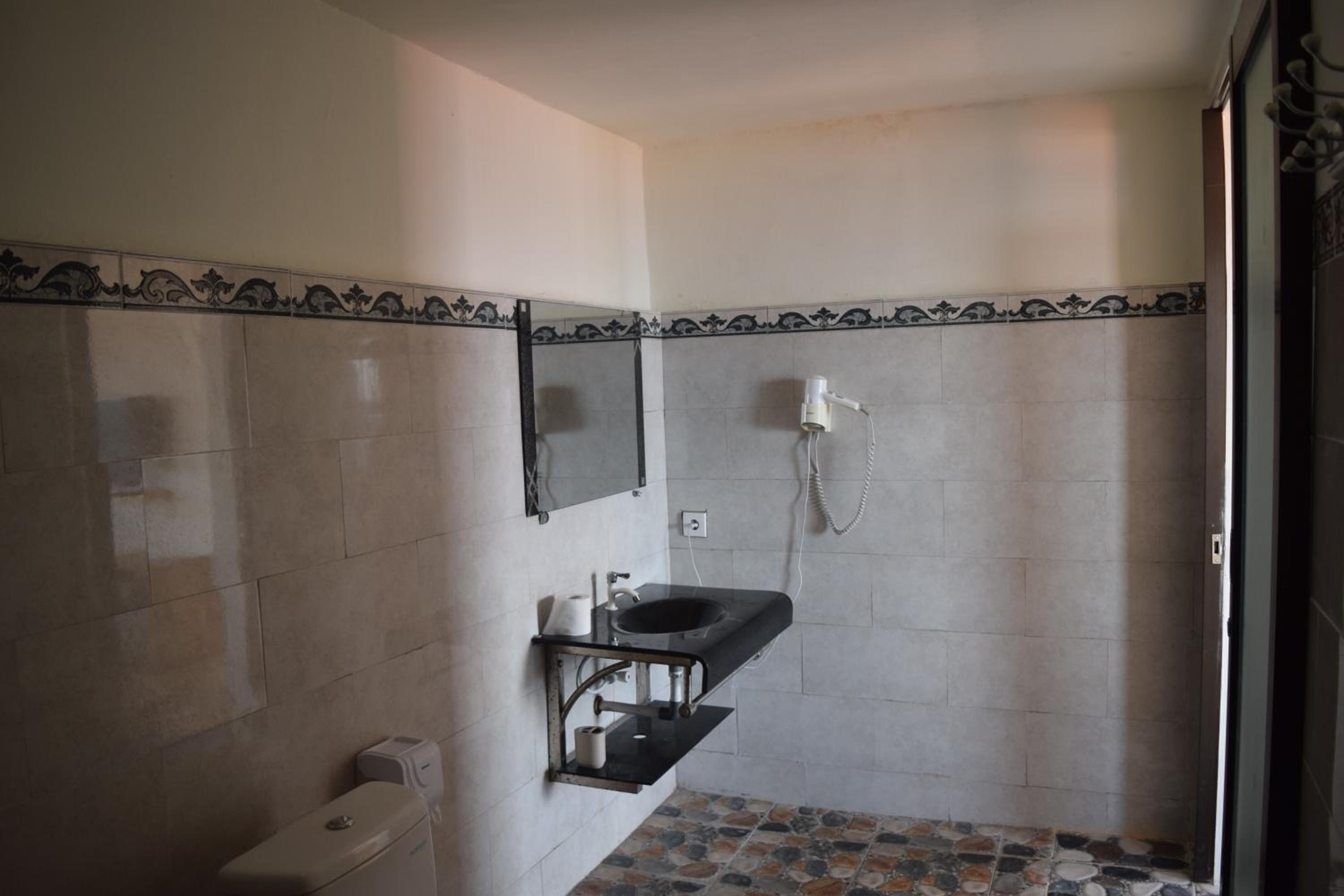 Double Room with Sea View - Photo 4