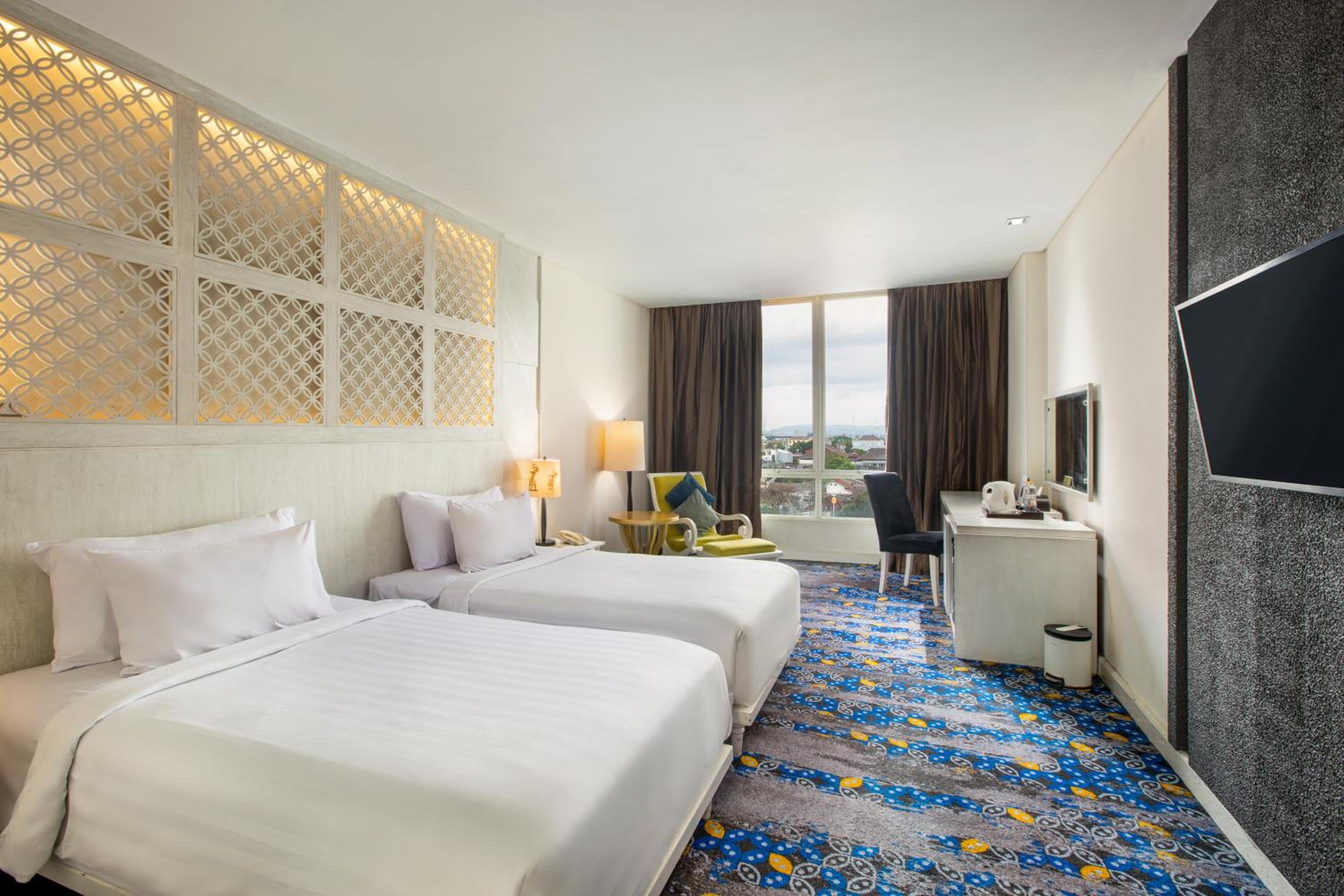 Deluxe Double or Twin Room photo 2