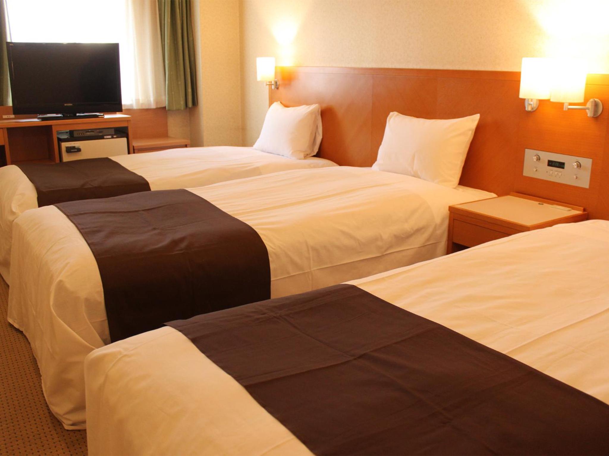 Triple Room - Non-Smoking - Photo 3
