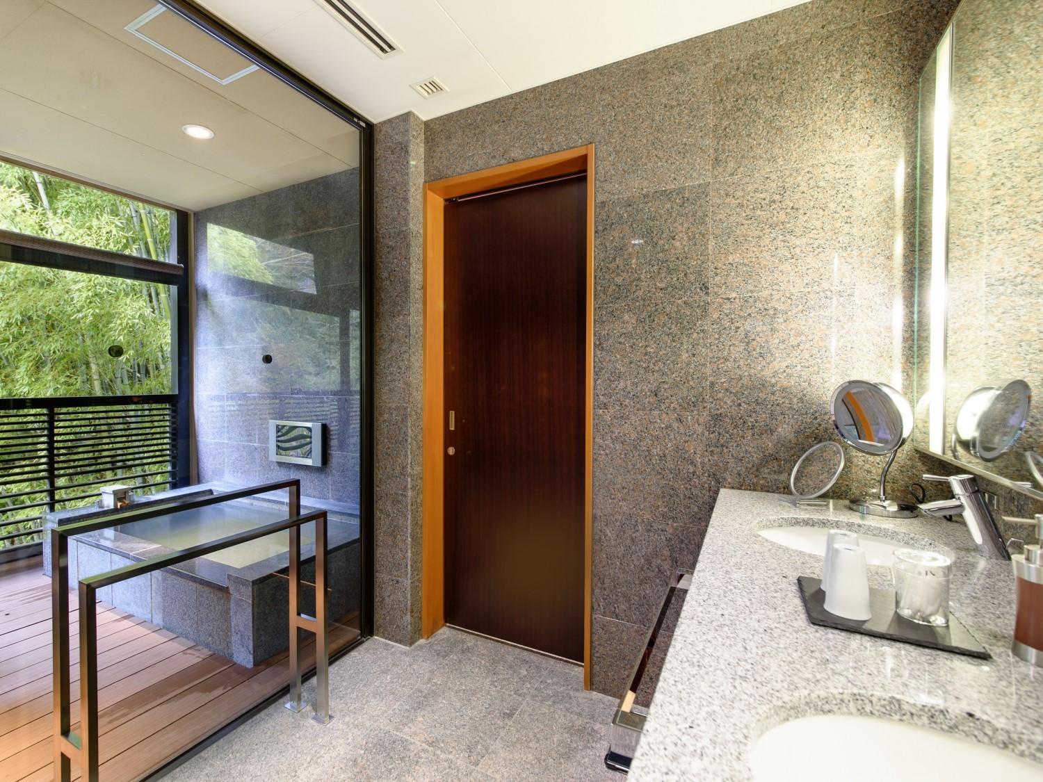 Stylish Suite Twin with Open-Air Bath - Smoking photo 2