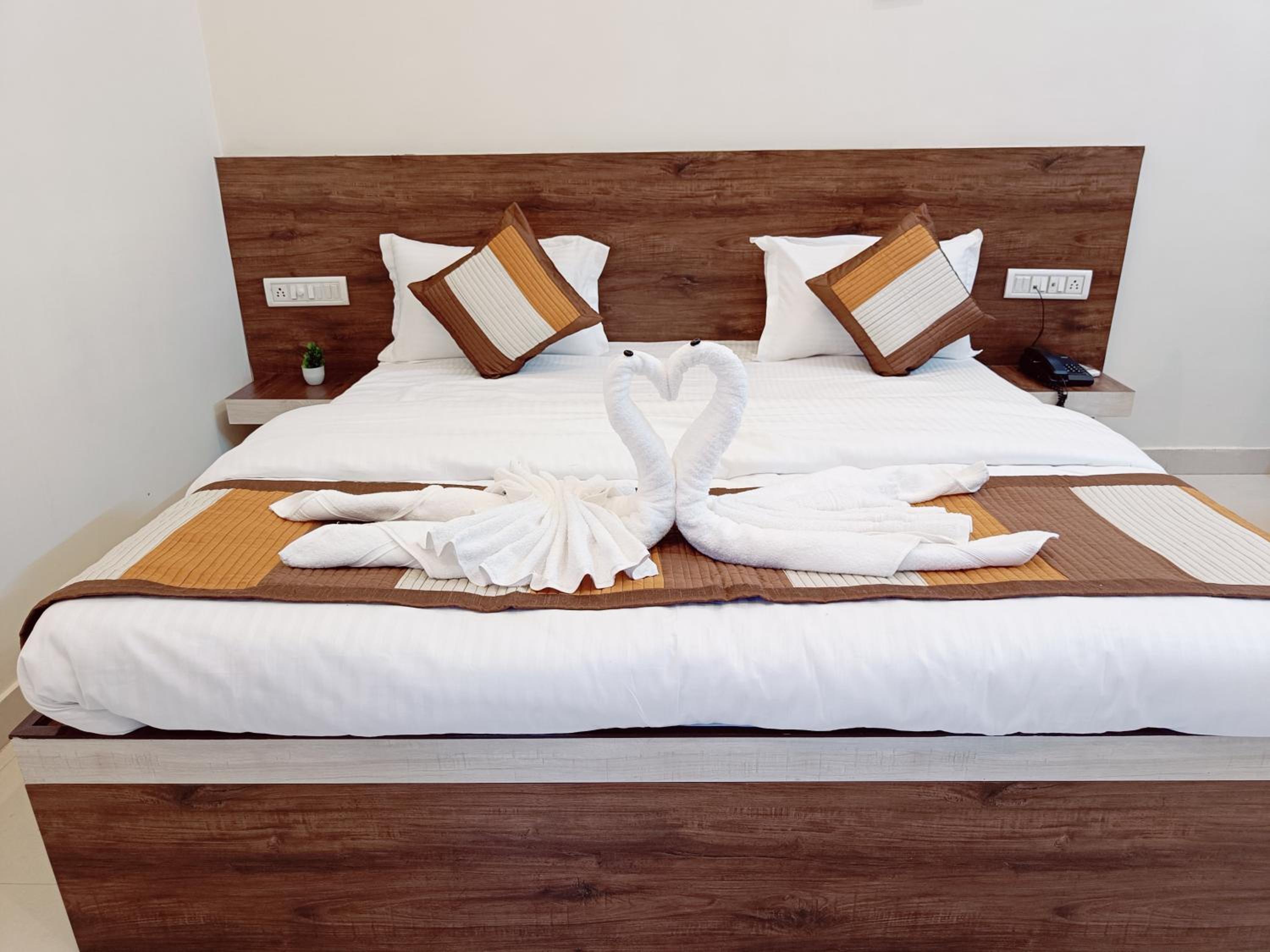 Deluxe Double Room - Photo 15