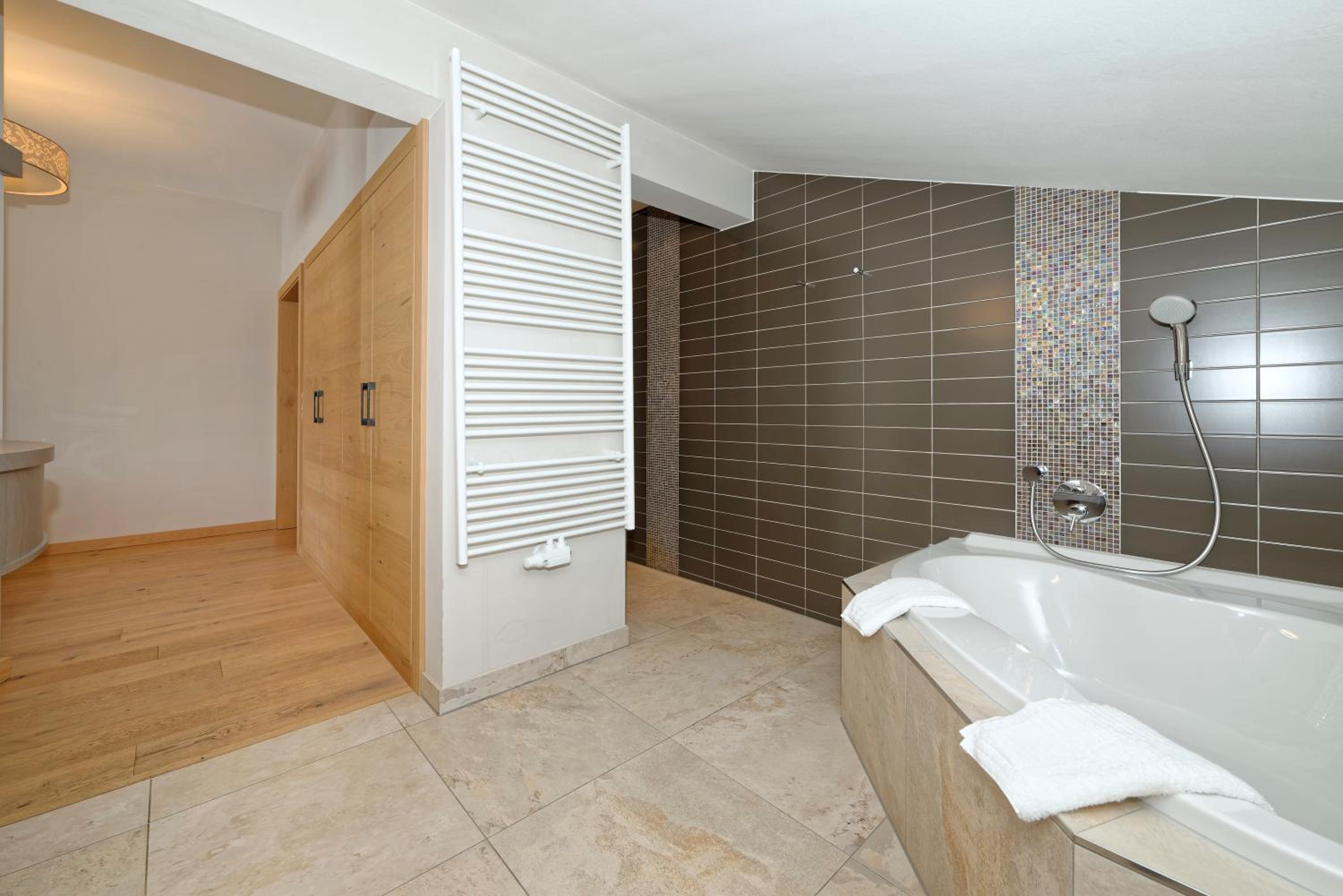 Junior Suite - Photo 2