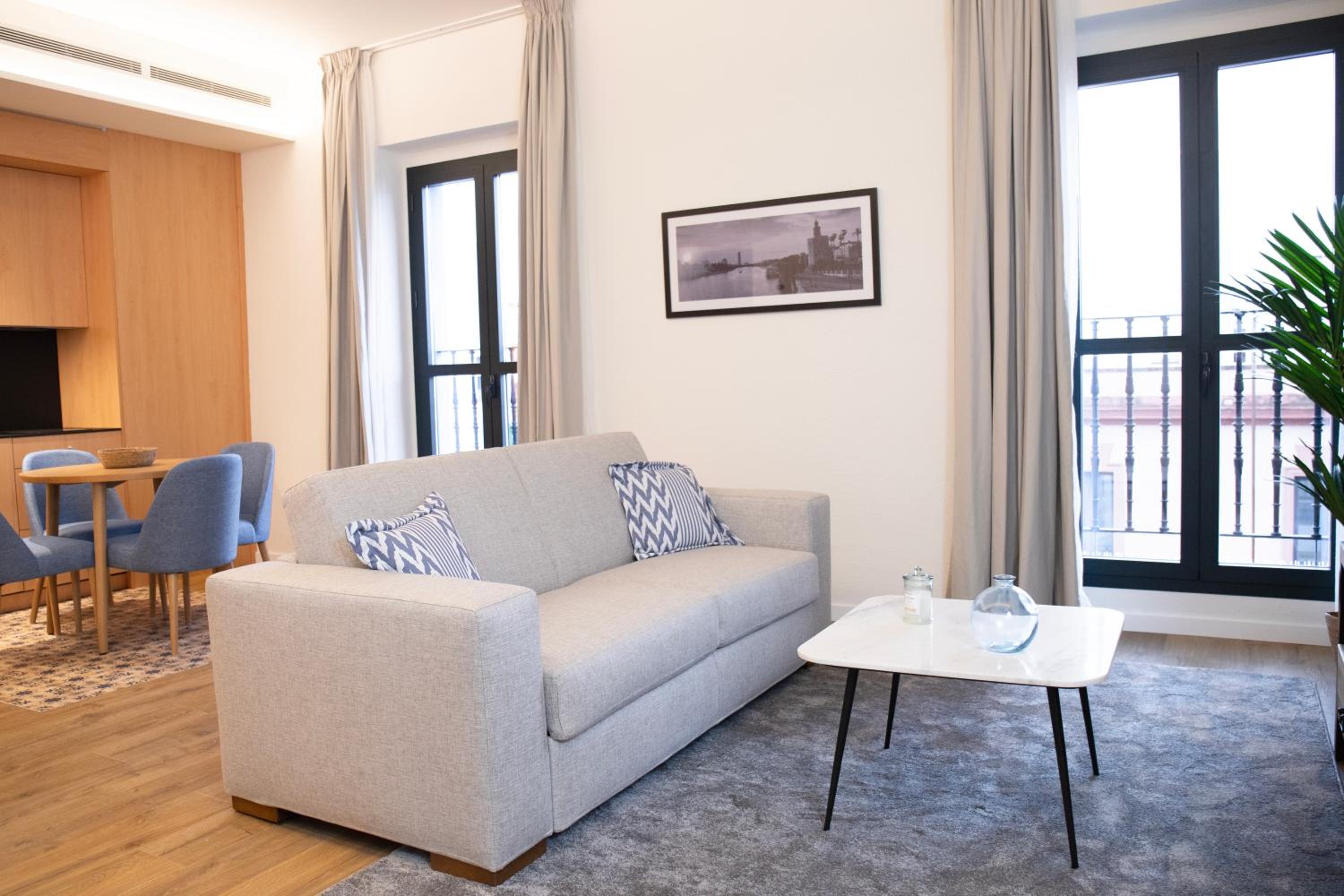 Superior Apartment - Photo 9