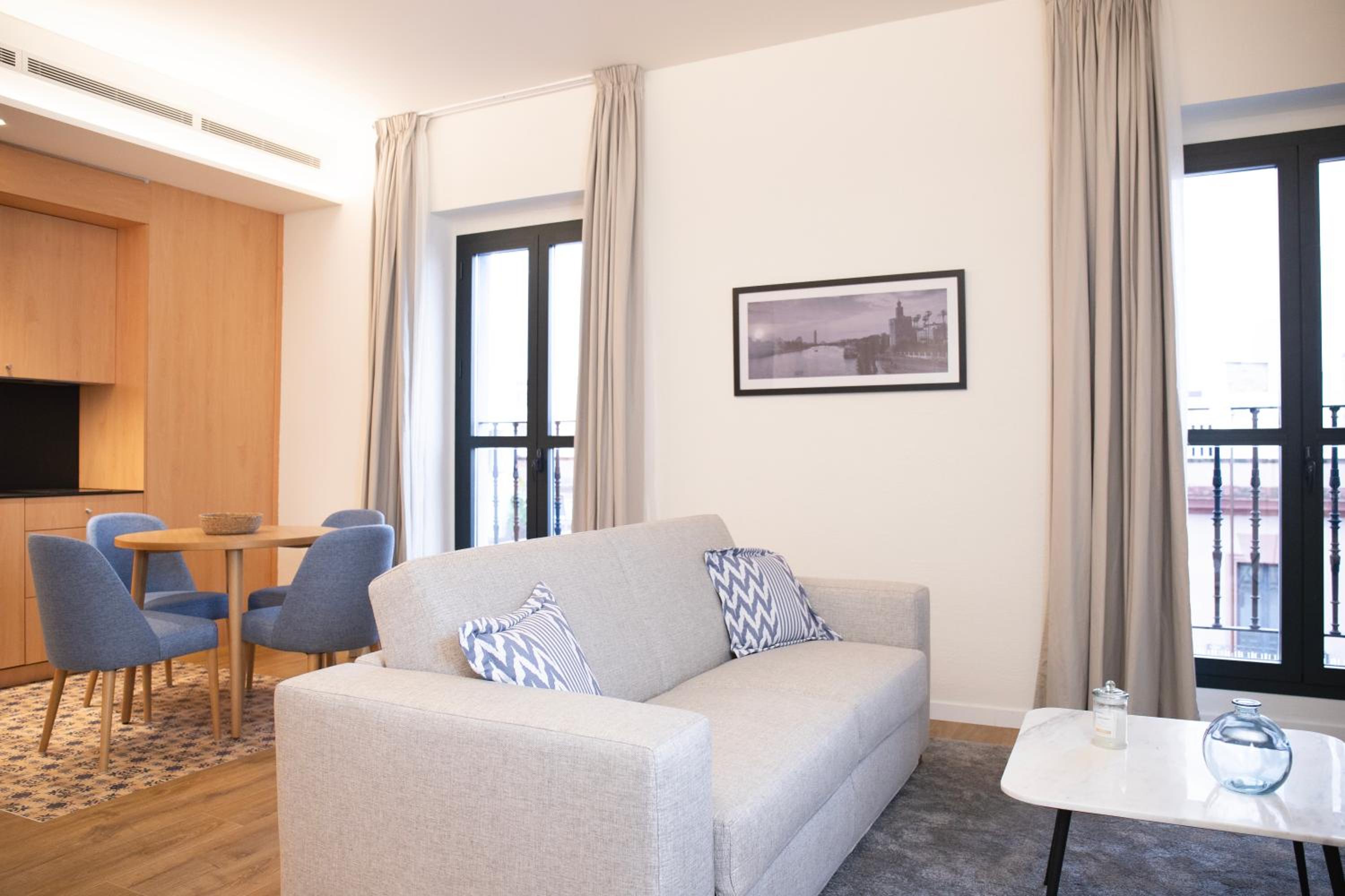 Superior Apartment - Photo 1