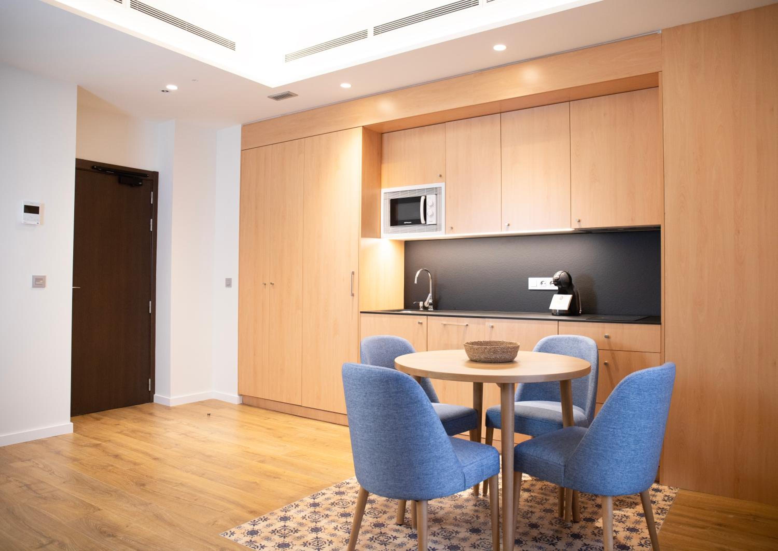 Superior Apartment - Photo 11