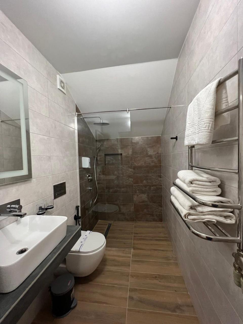 Apartment photo 3