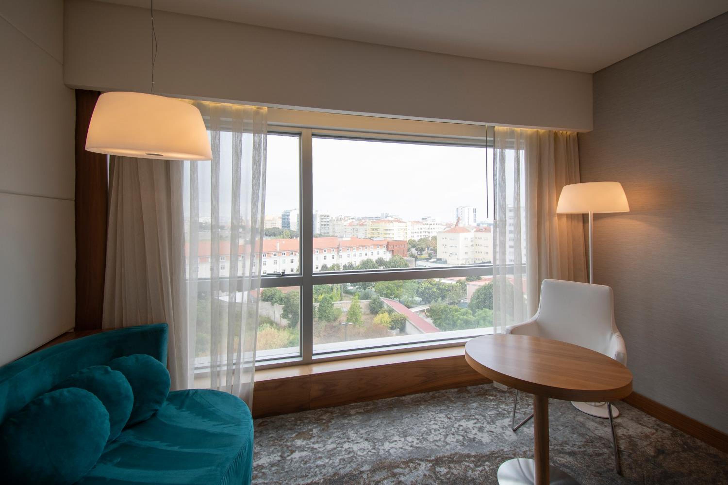 Premium Twin Room photo 2