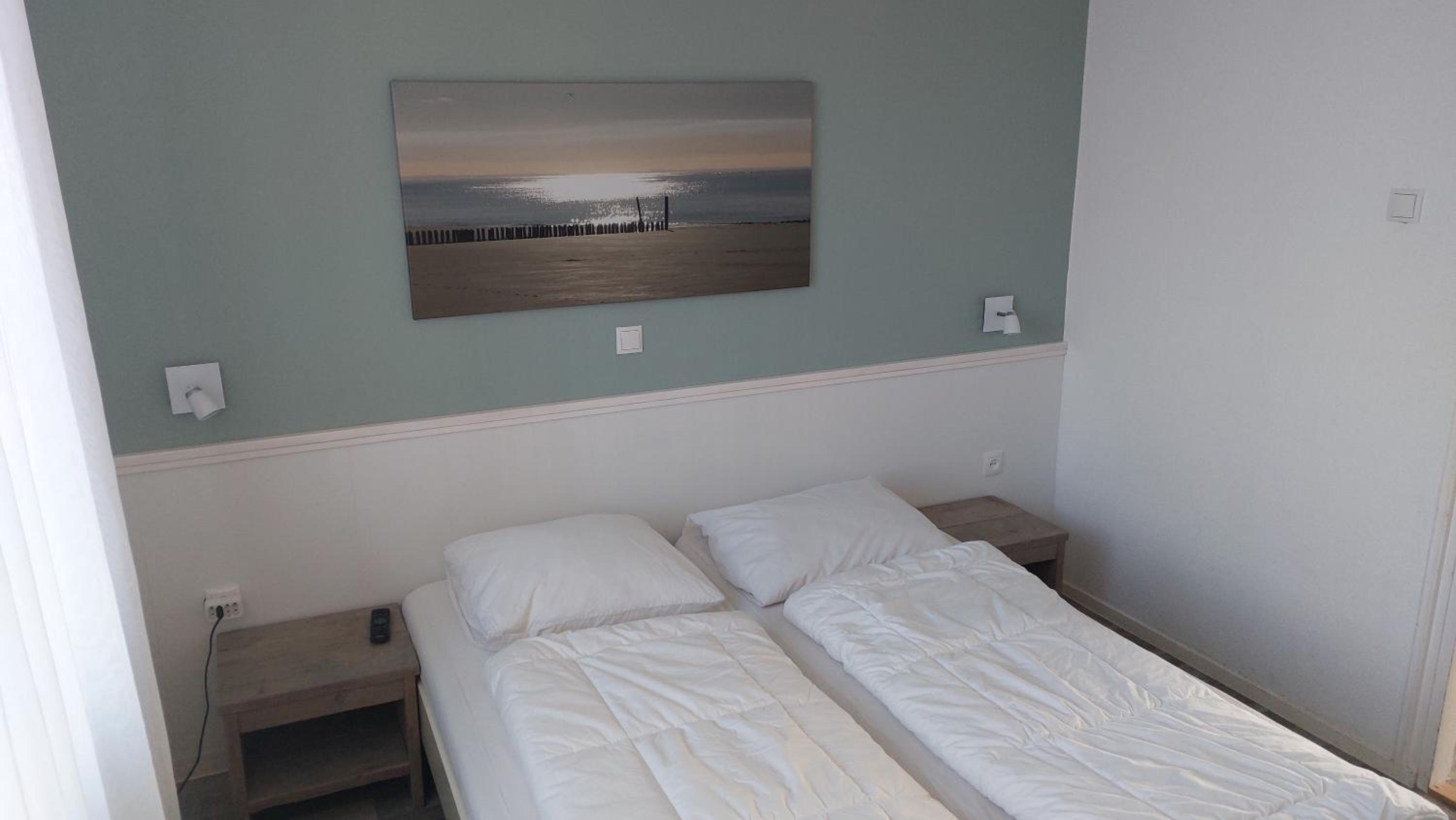 Three-Bedroom Apartment - Photo 4