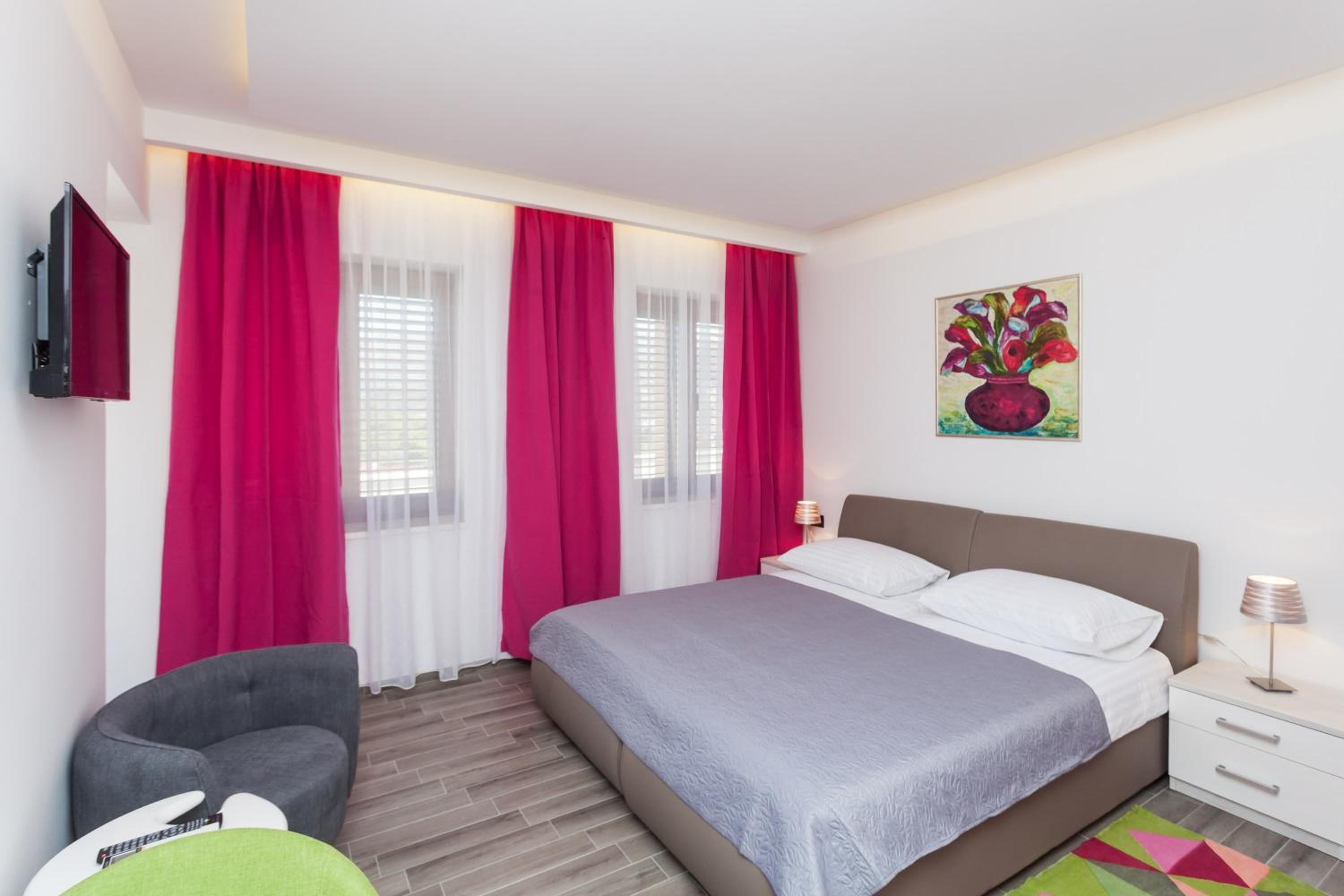 Comfort Studio Apartment photo 1