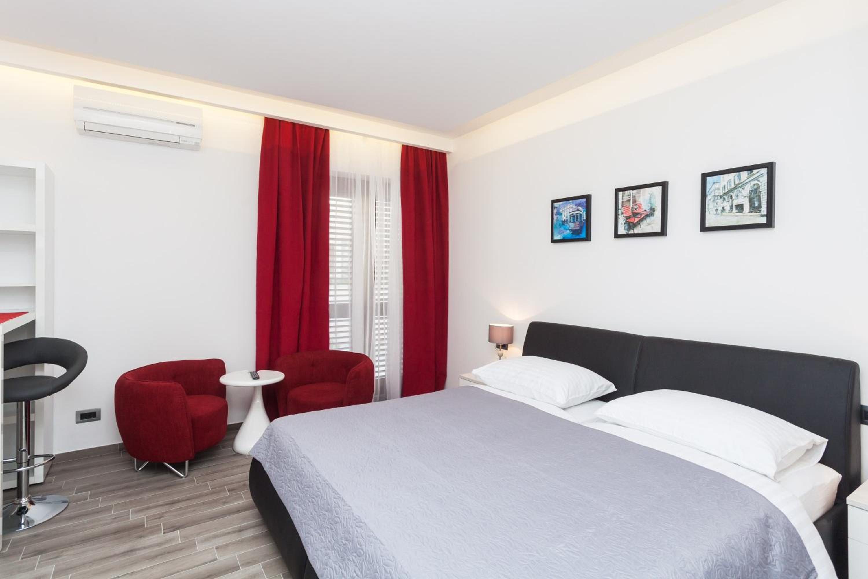 Standard Studio Apartment photo 1