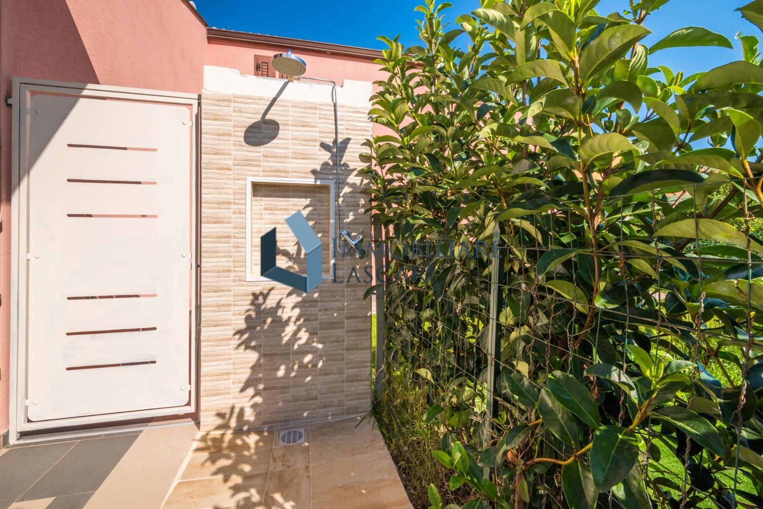 Villa photo 3