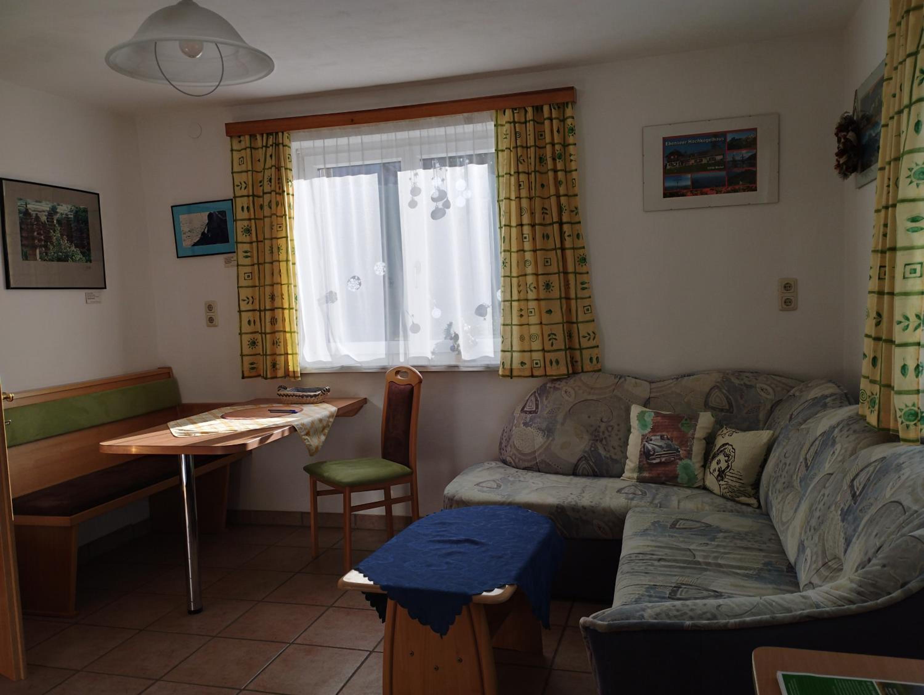 One-Bedroom Apartment with Terrace photo 1