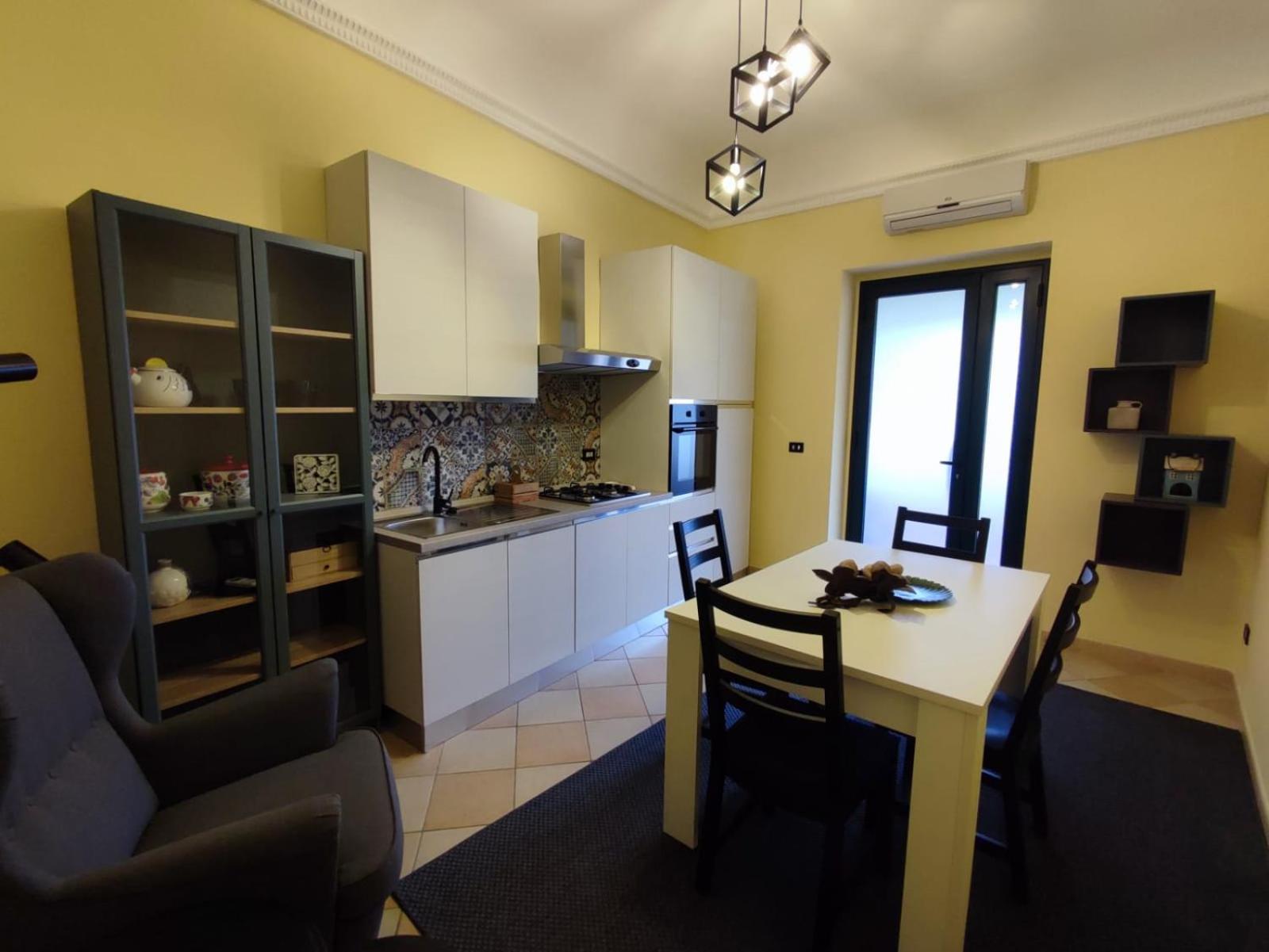 Apartment with Balcony - Photo 20