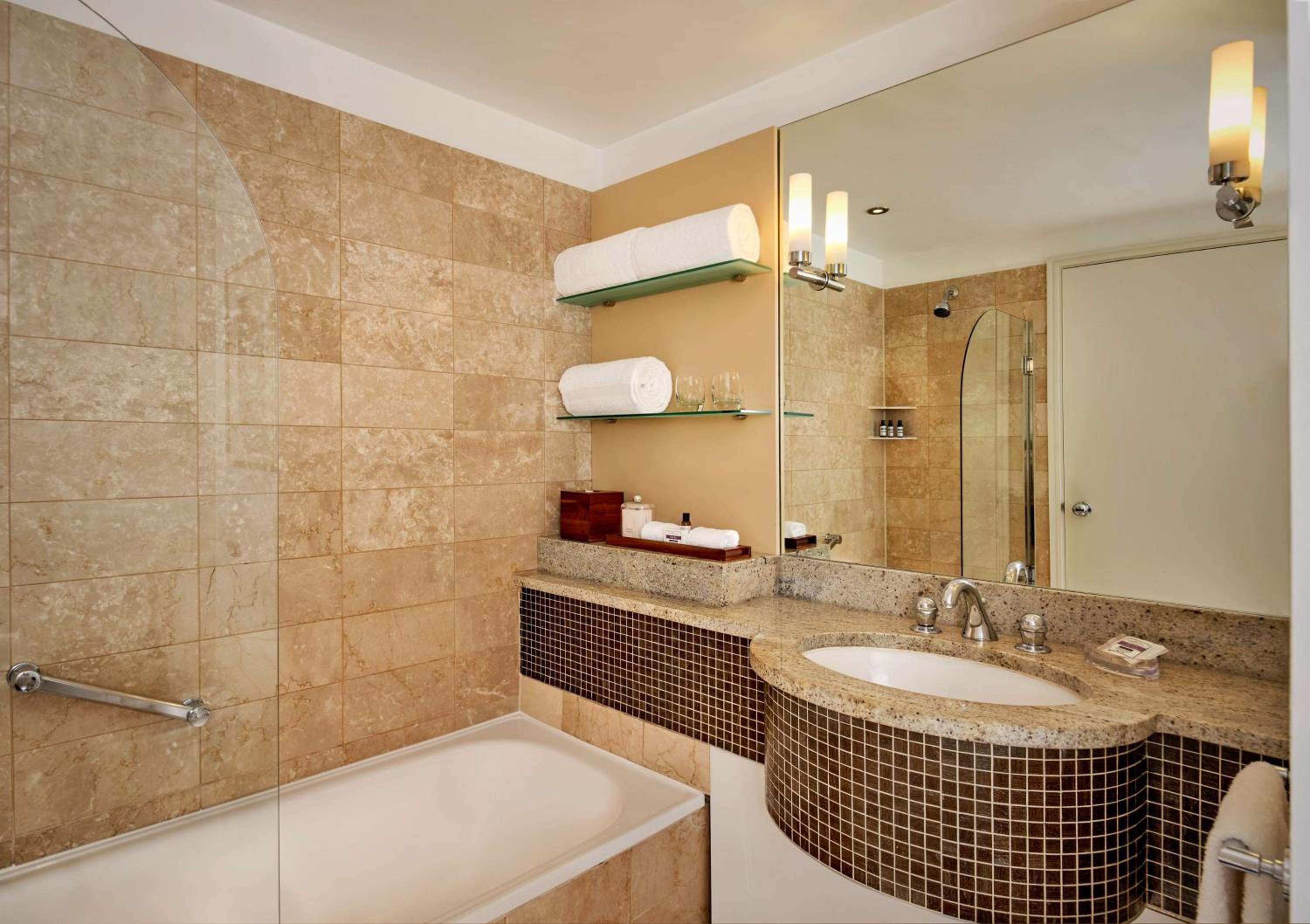 King Room - High Floor - Photo 2