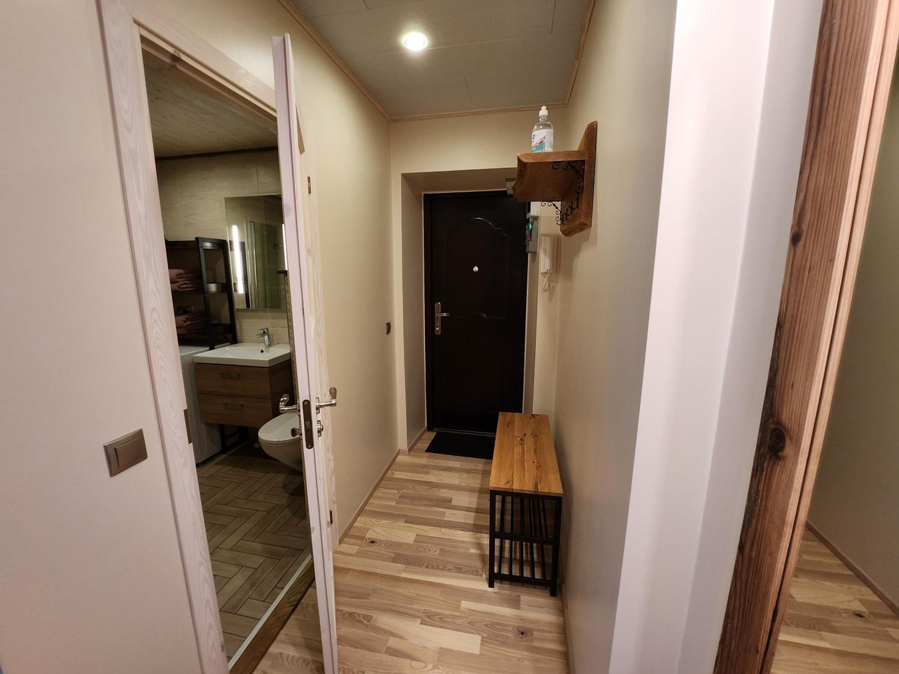 One-Bedroom Apartment - Photo 28