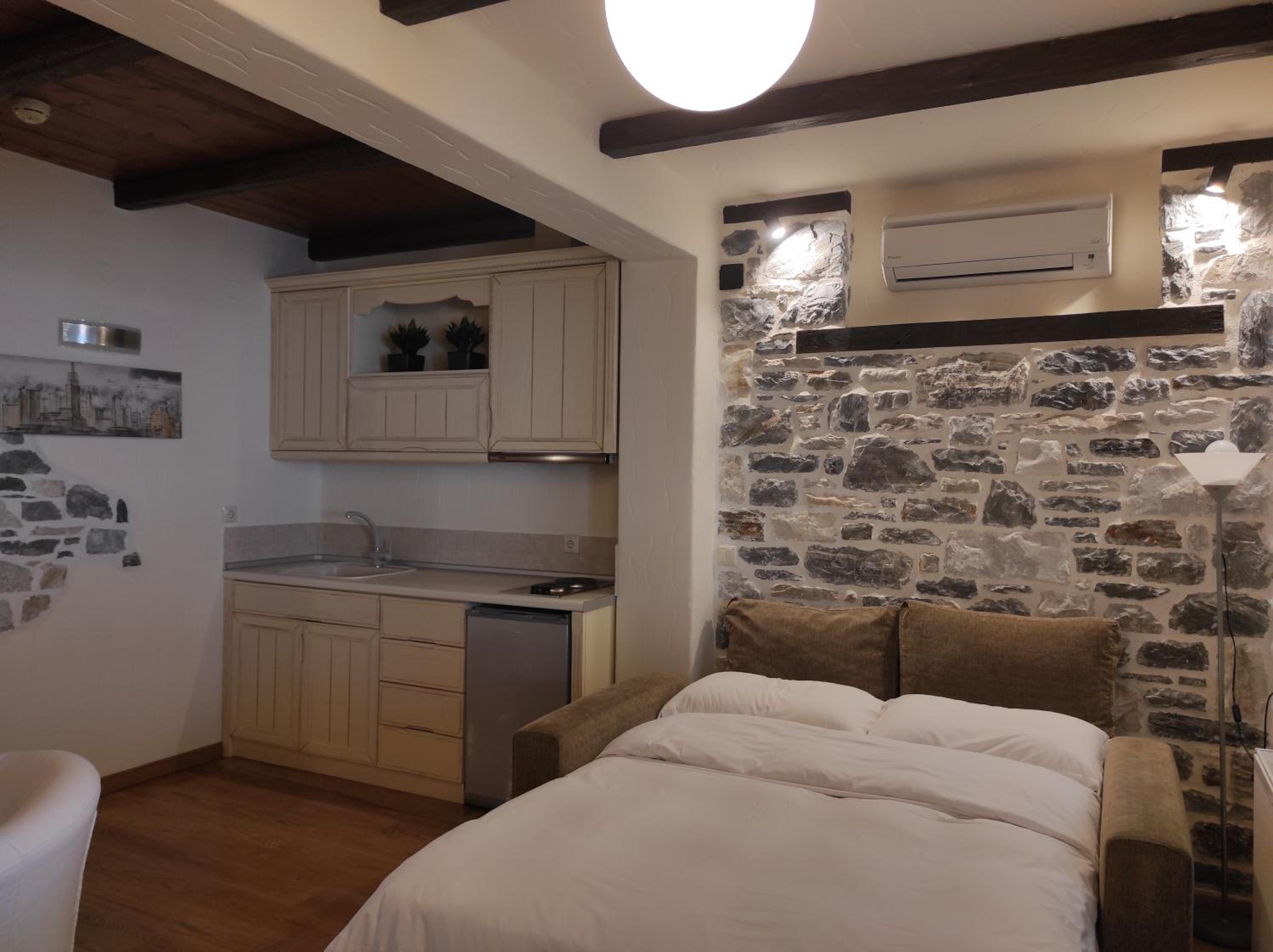 One-Bedroom Apartment with Panoramic Sea View