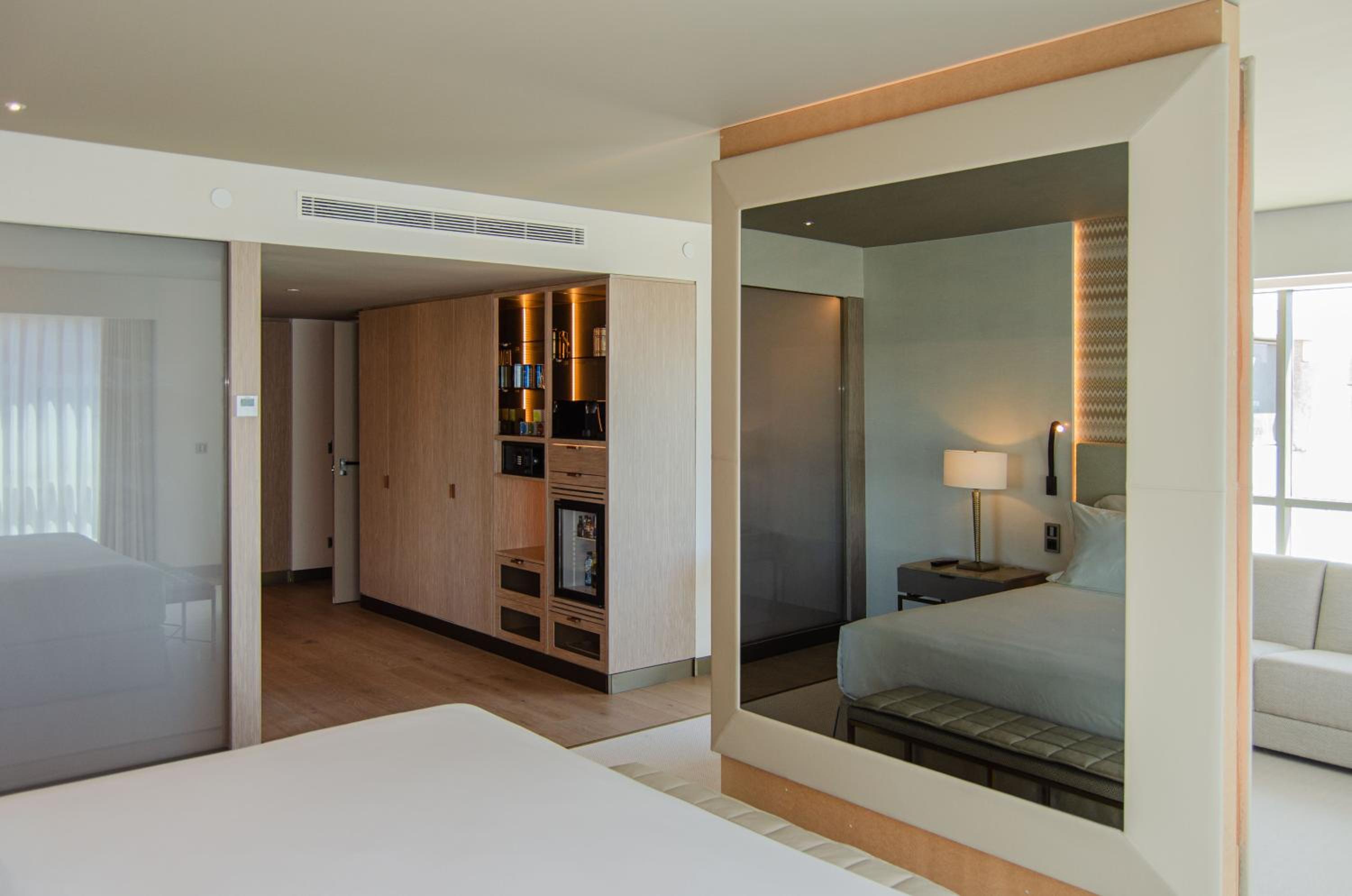 Premium Suite - Photo 4