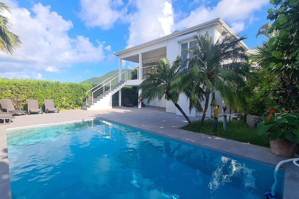 Villa photo 1