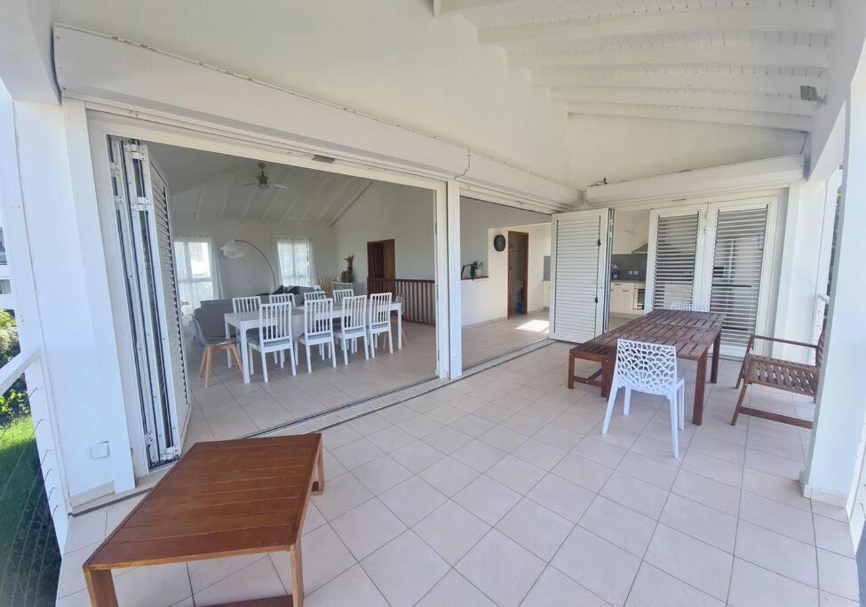 Villa photo 2